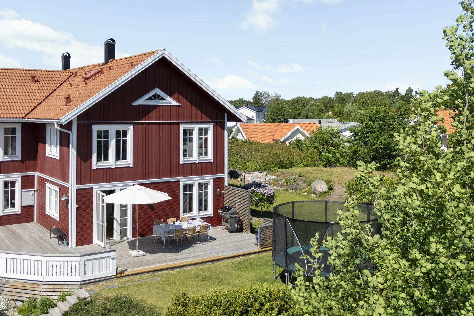 Radhus, Lövbrunnavägen 14, Lövbrunna, Täby