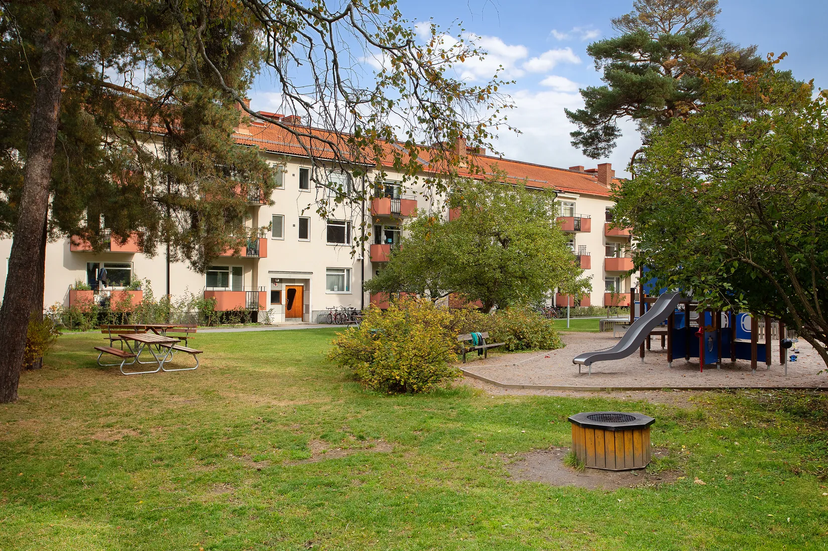 Bostadsrätt, Kolbäcksgränd 14, Bagarmossen, Stockholm