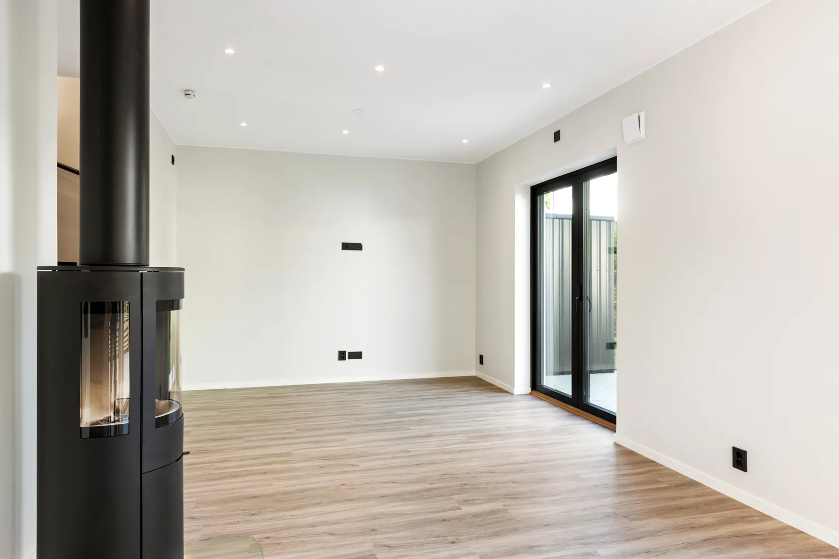 Radhus, Vätövägen 9 C, Centralt - Fågelsången, Norrtälje