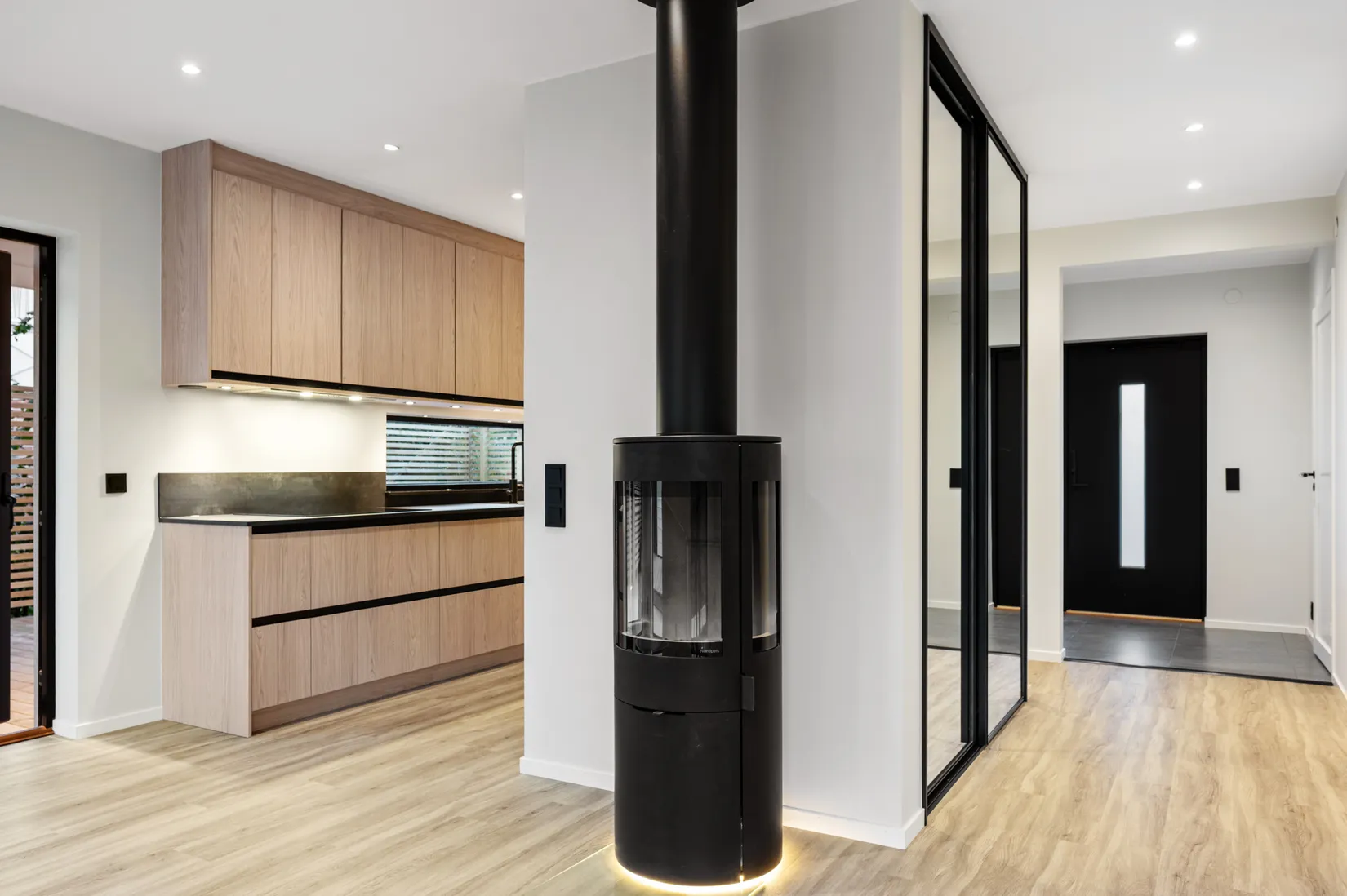 Radhus, Vätövägen 9 C, Centralt - Fågelsången, Norrtälje