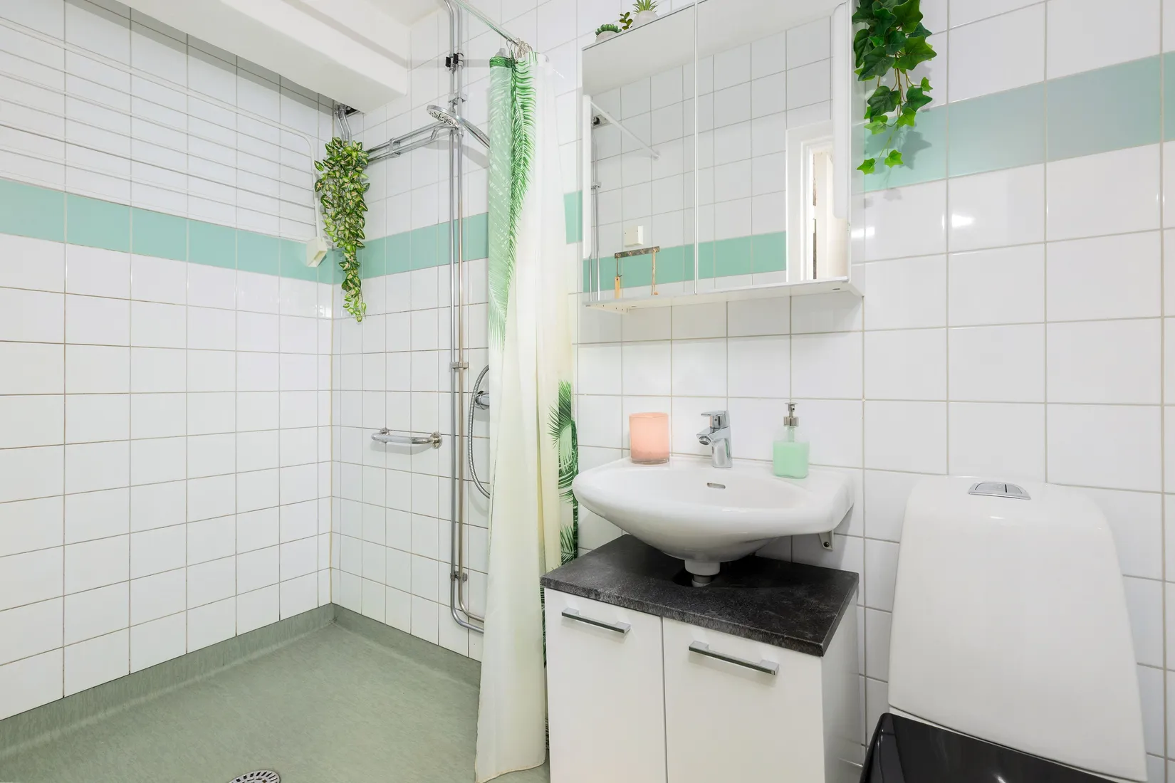 Bostadsrätt, Axbergsgränd 15, Hagsätra, Stockholm