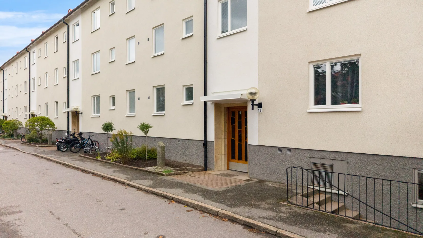 Bostadsrätt, Axbergsgränd 15, Hagsätra, Stockholm