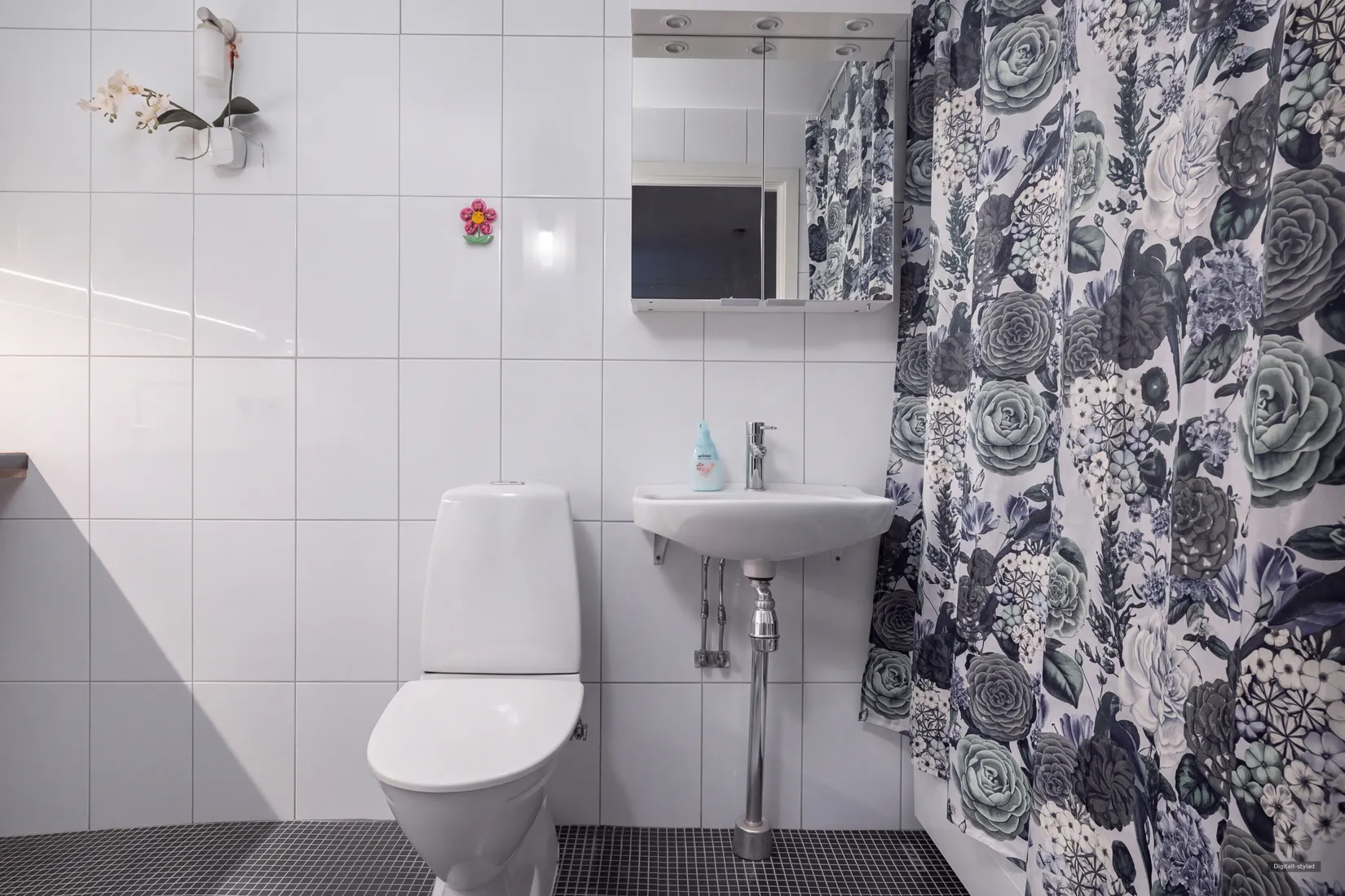 Radhus, Trillans väg 16, Jarlaberg, Nacka