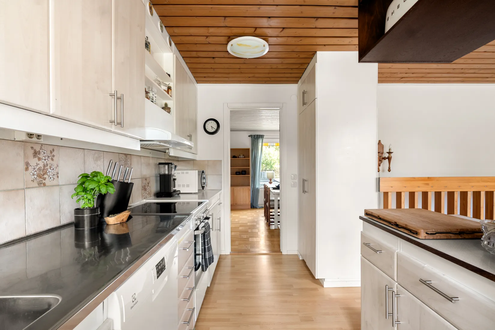 Villa, Skogsslingan 18, Skärholmen, Stockholm