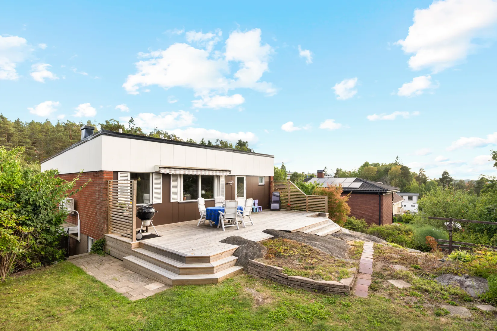 Villa, Skogsslingan 18, Skärholmen, Stockholm