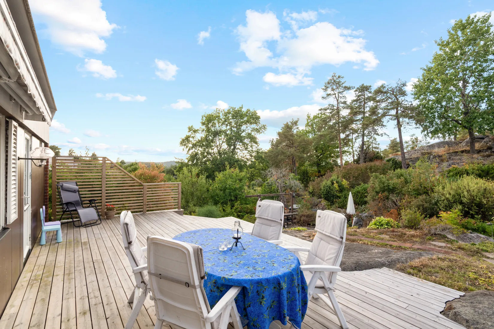 Villa, Skogsslingan 18, Skärholmen, Stockholm