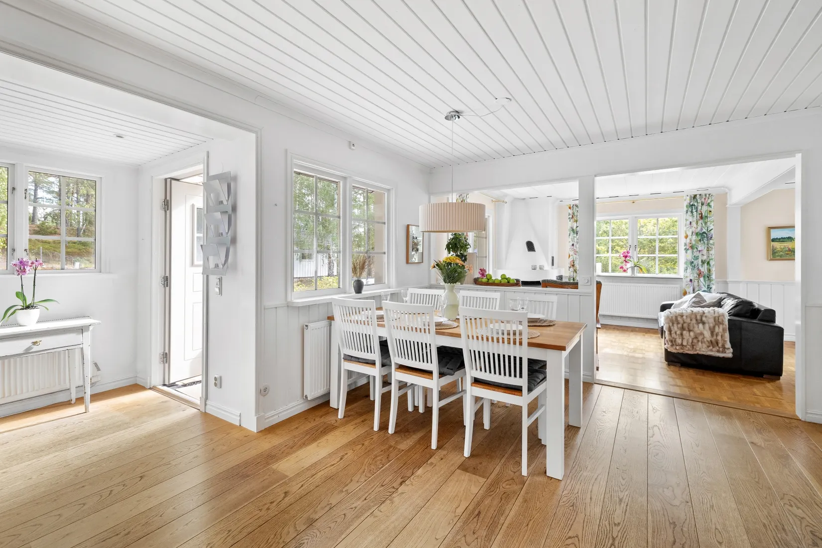 Villa, Amiralsvägen 20, Svinninge, Österåker