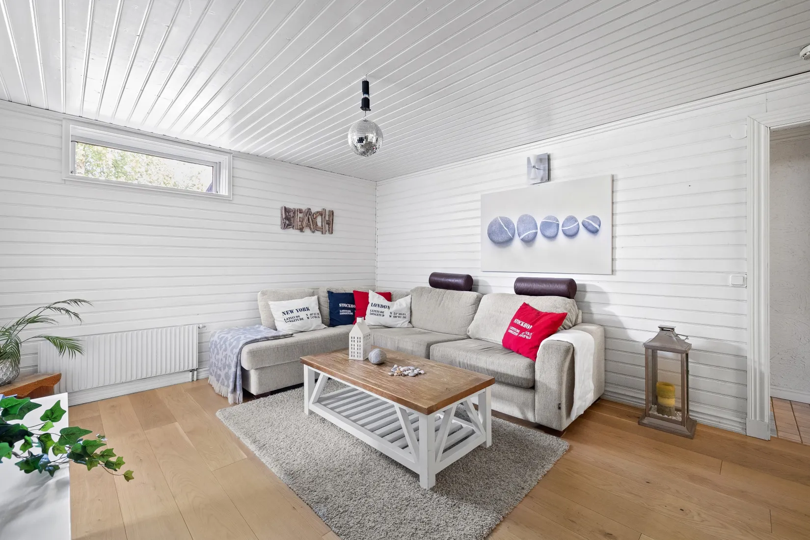 Villa, Amiralsvägen 20, Svinninge, Österåker