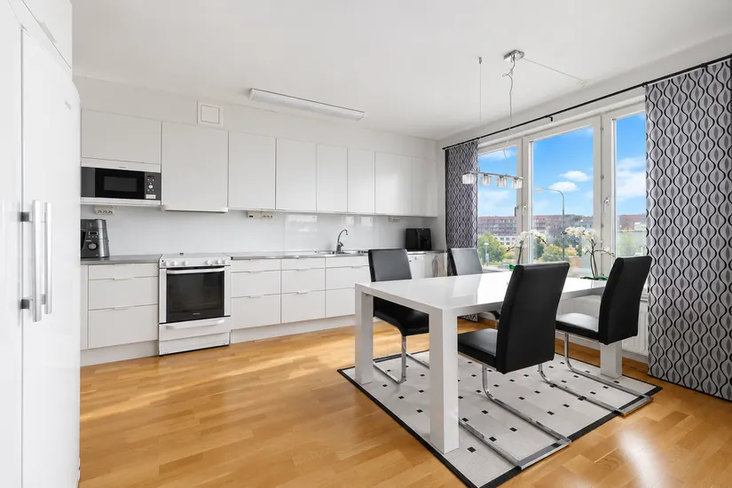 Bostadsrätt, Fänriksvägen 9, Barkarbystaden, Järfälla