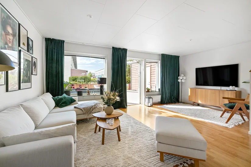 Radhus, Fänriksvägen 31, Barkarbystaden, Järfälla