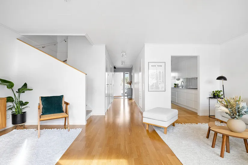 Radhus, Fänriksvägen 31, Barkarbystaden, Järfälla