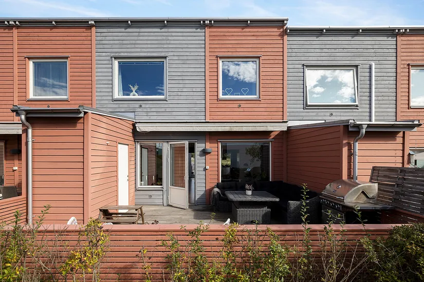 Radhus, Fänriksvägen 31, Barkarbystaden, Järfälla