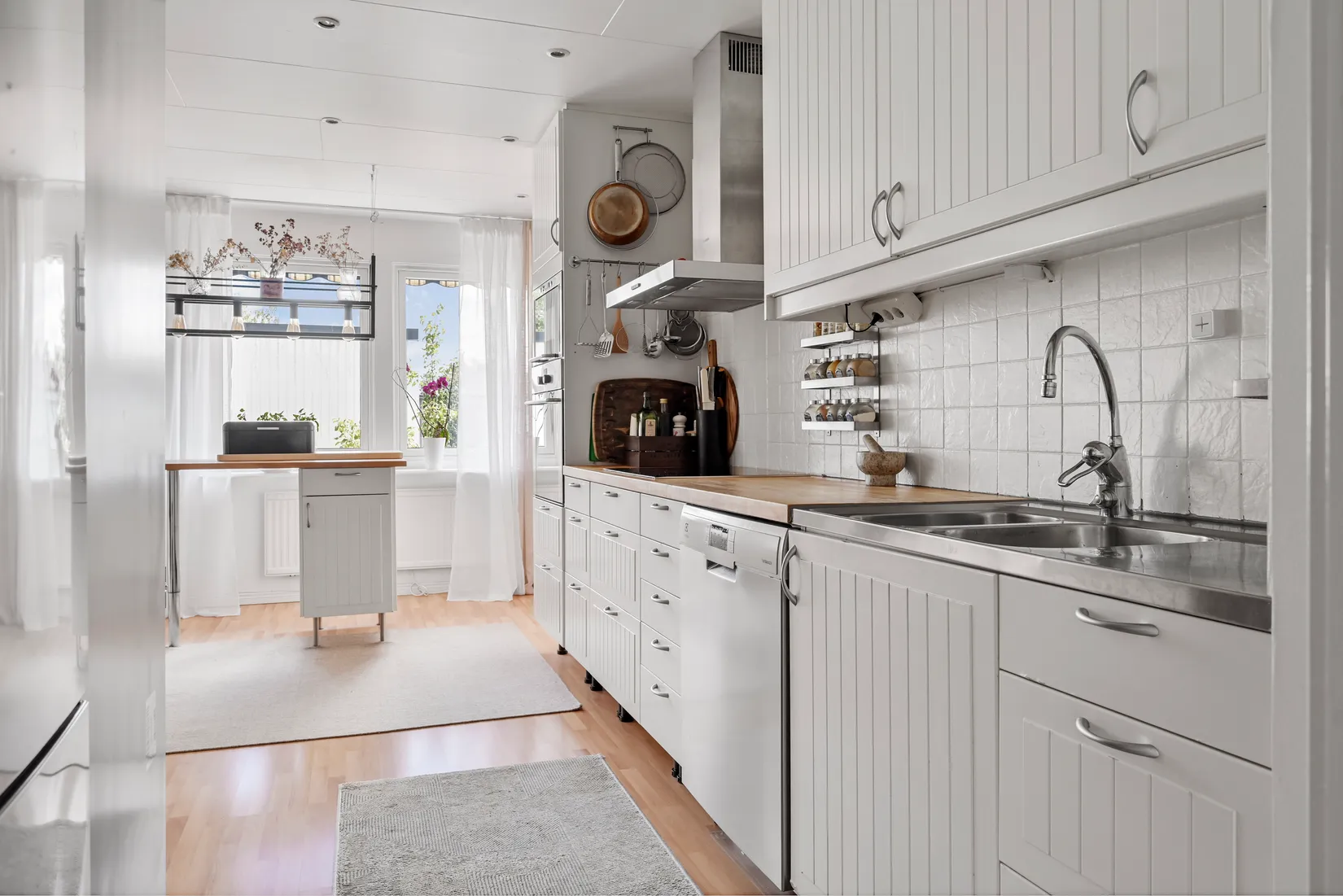Radhus, Svärmarevägen 20, Fresta, Upplands Väsby