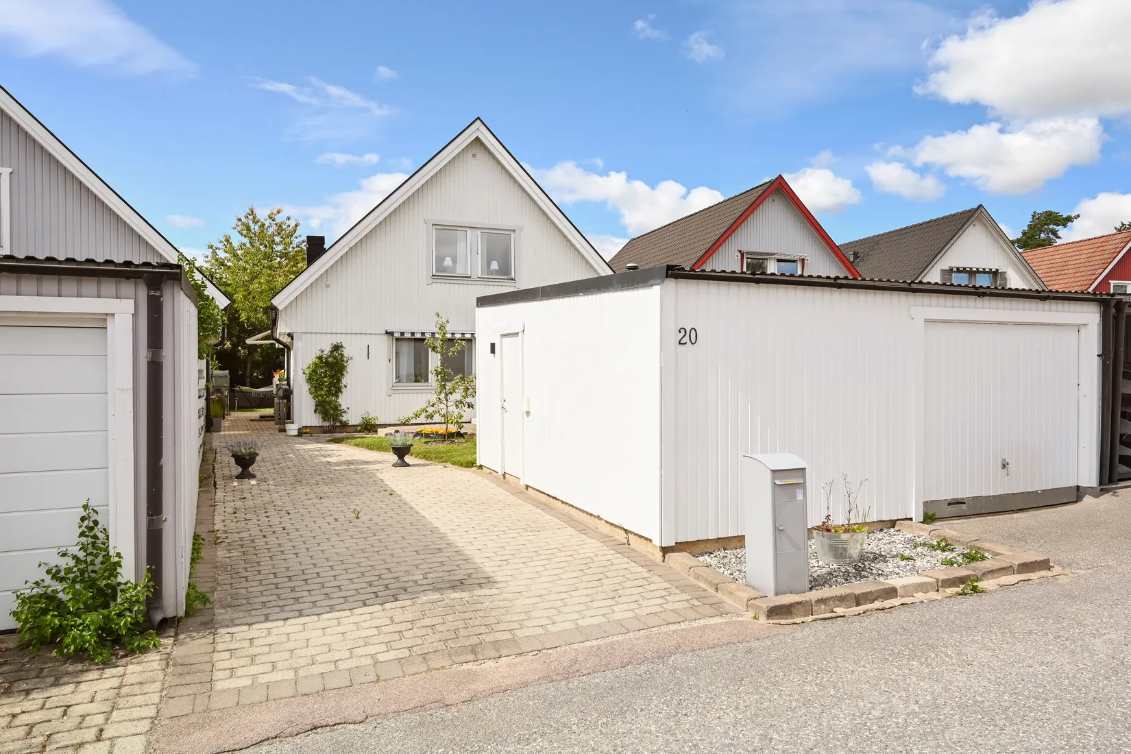 Radhus, Svärmarevägen 20, Fresta, Upplands Väsby