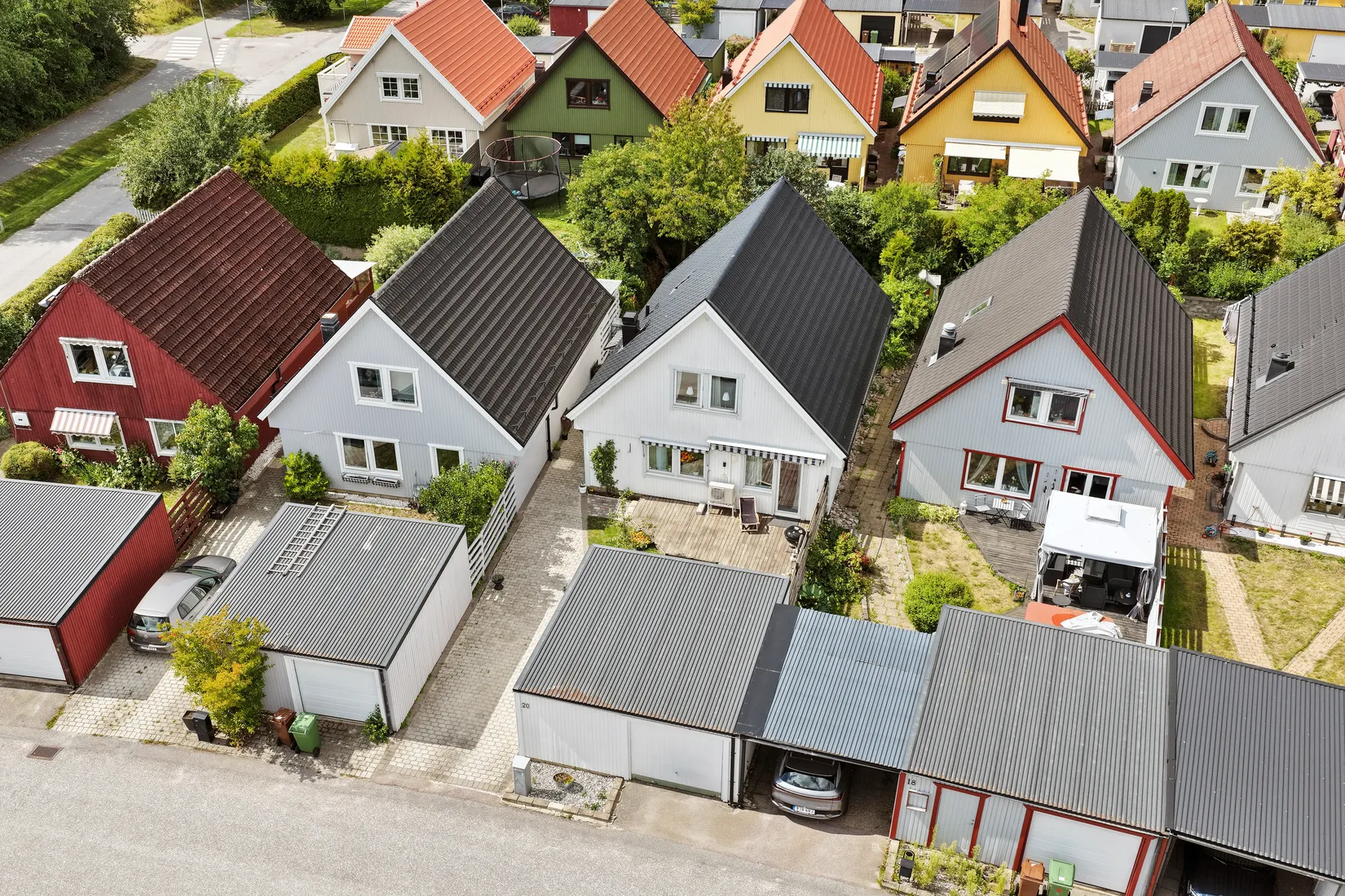 Radhus, Svärmarevägen 20, Fresta, Upplands Väsby