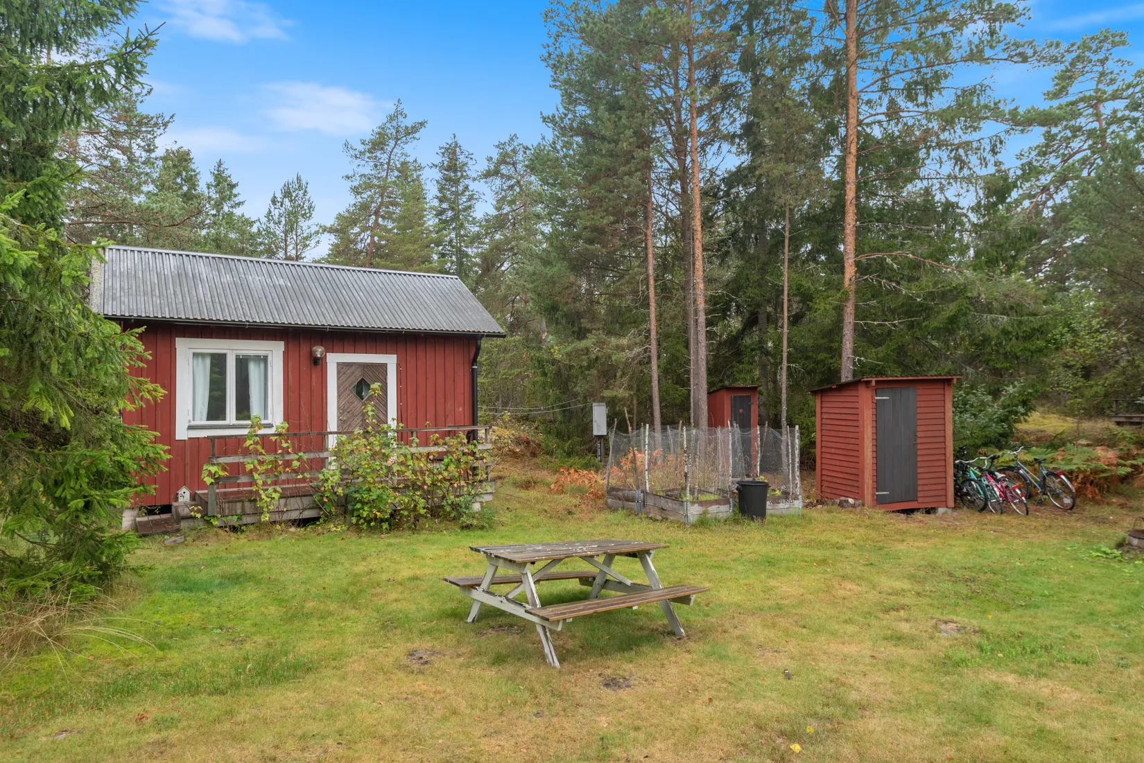 Villa, Runmarö Södersunda 220 och Runmarö Södersunda 216, Runmarö, Värmdö