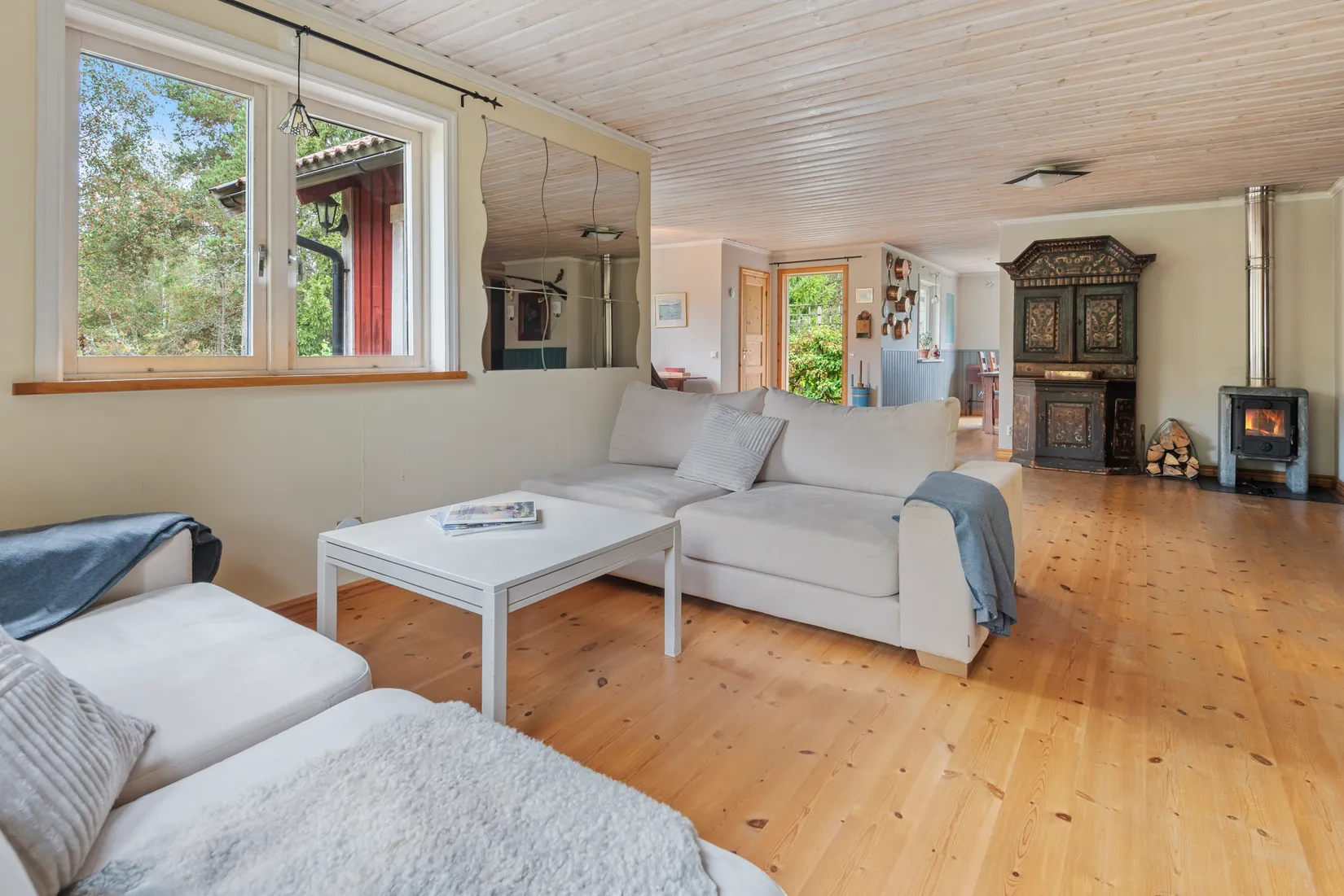 Villa, Runmarö Södersunda 220 och Runmarö Södersunda 216, Runmarö, Värmdö