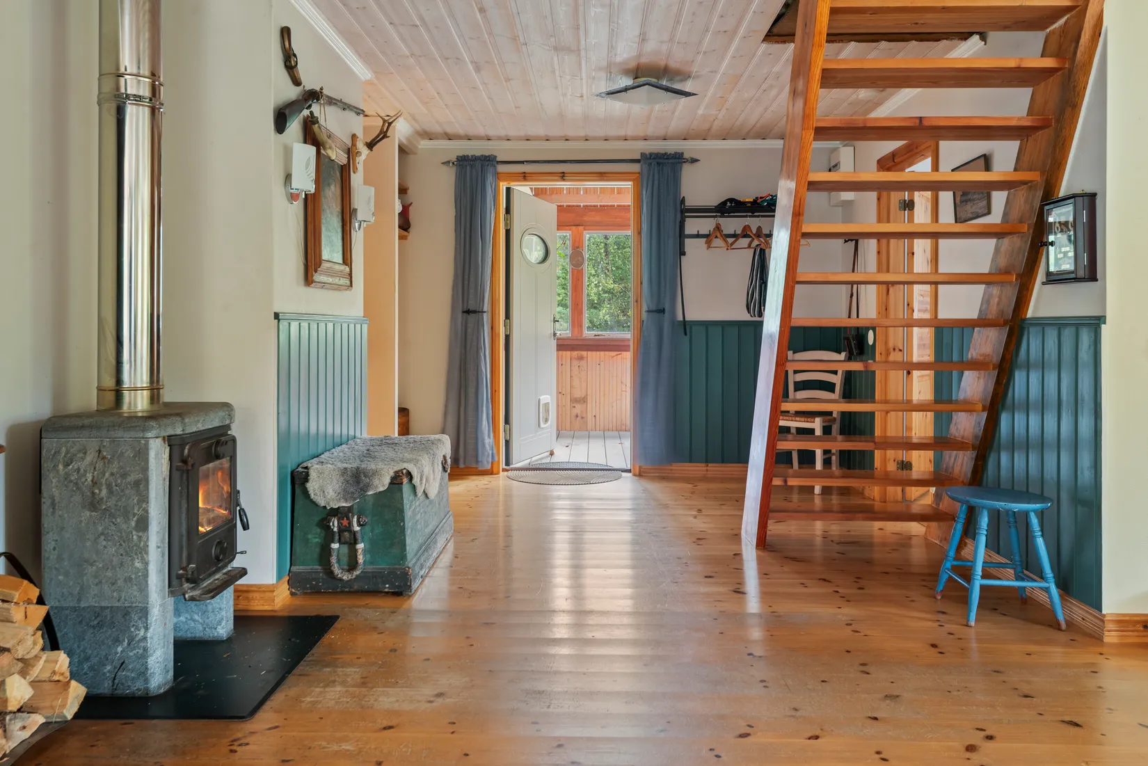 Villa, Runmarö Södersunda 220 och Runmarö Södersunda 216, Runmarö, Värmdö