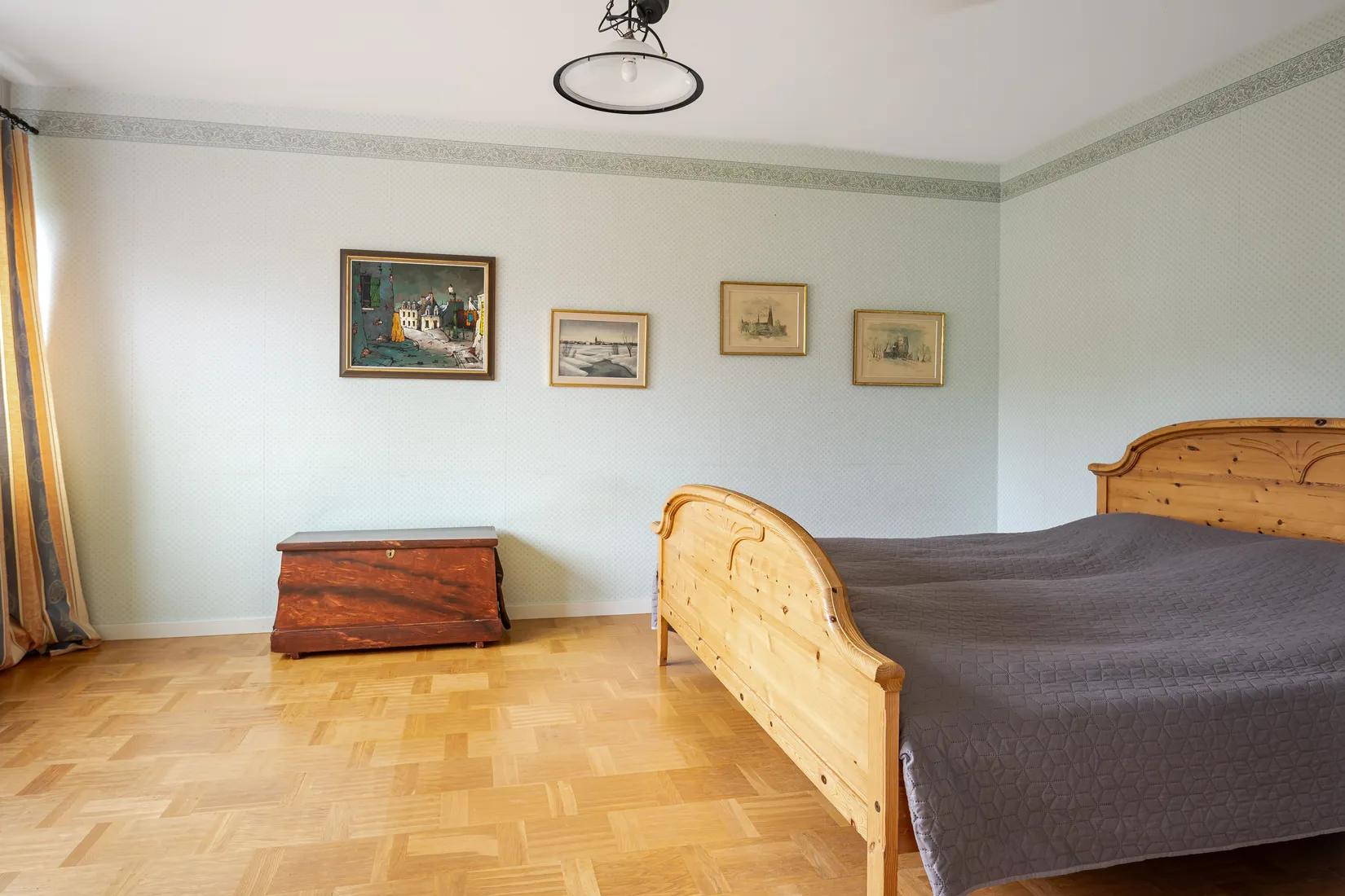 Radhus, Källvägen 30, Sparreholm, Flen