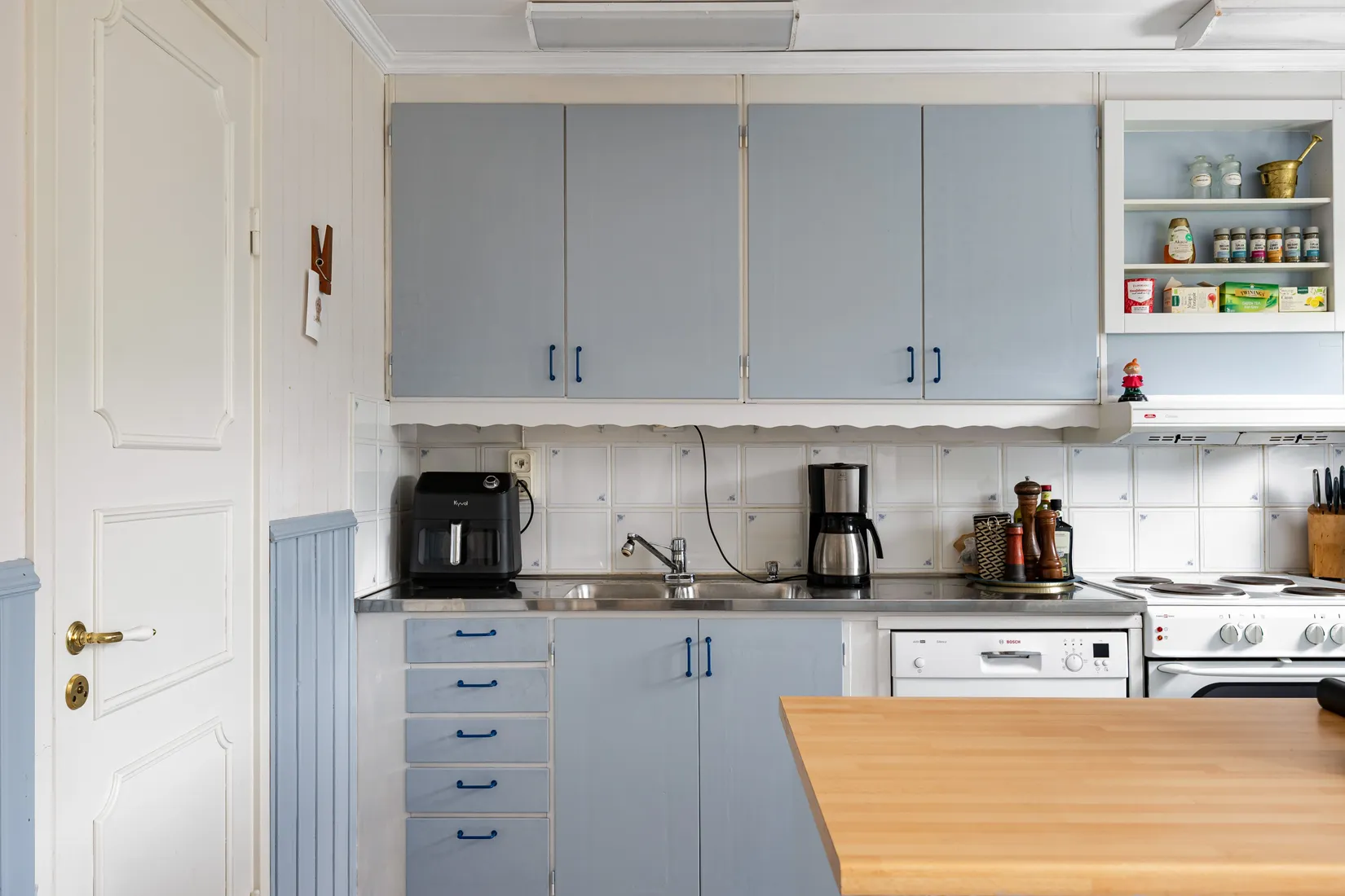 Radhus, Källvägen 30, Sparreholm, Flen