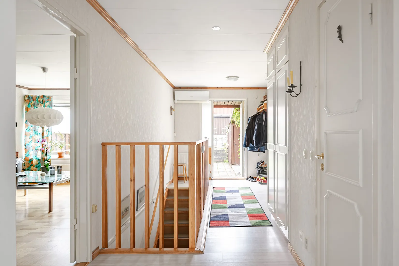 Radhus, Källvägen 30, Sparreholm, Flen
