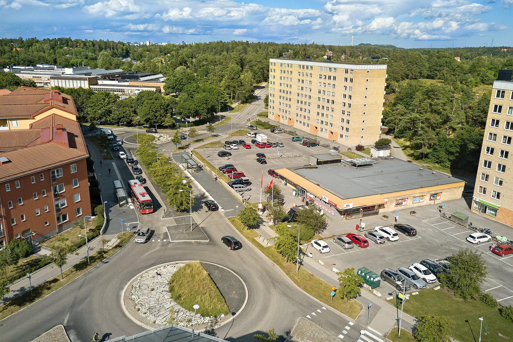 Bostadsrätt, Rådsvägen 5C, Kvarnbergsplan, Huddinge