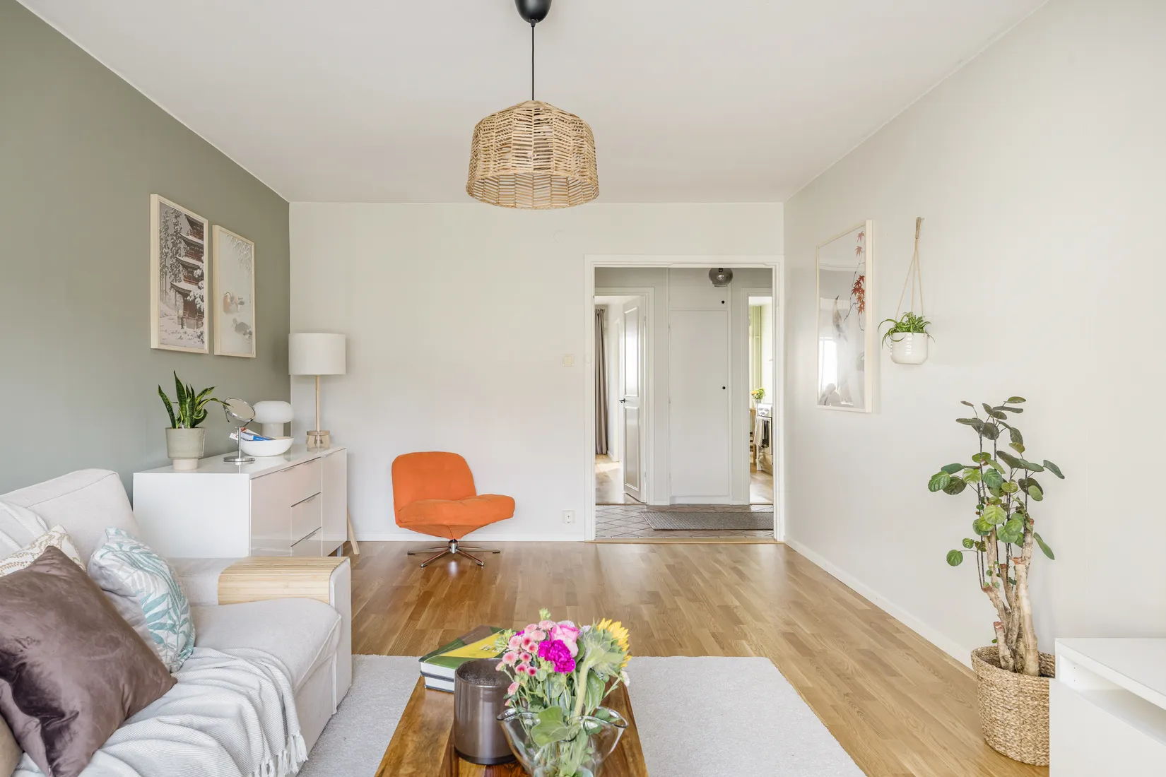 Bostadsrätt, Rådsvägen 5C, Kvarnbergsplan, Huddinge