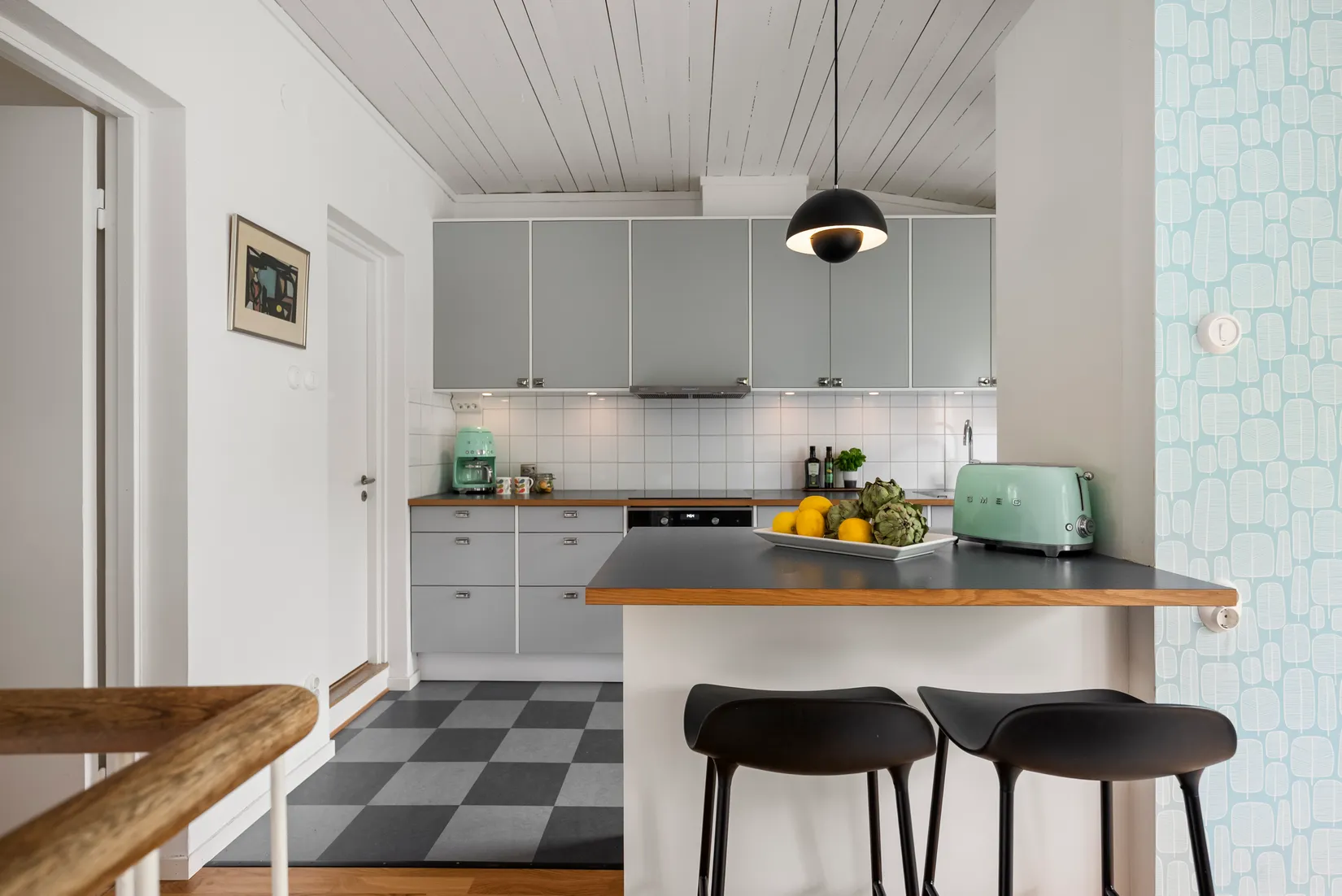 Radhus, Bollnäsbacken 40, Vällingbyhöjden, Stockholm