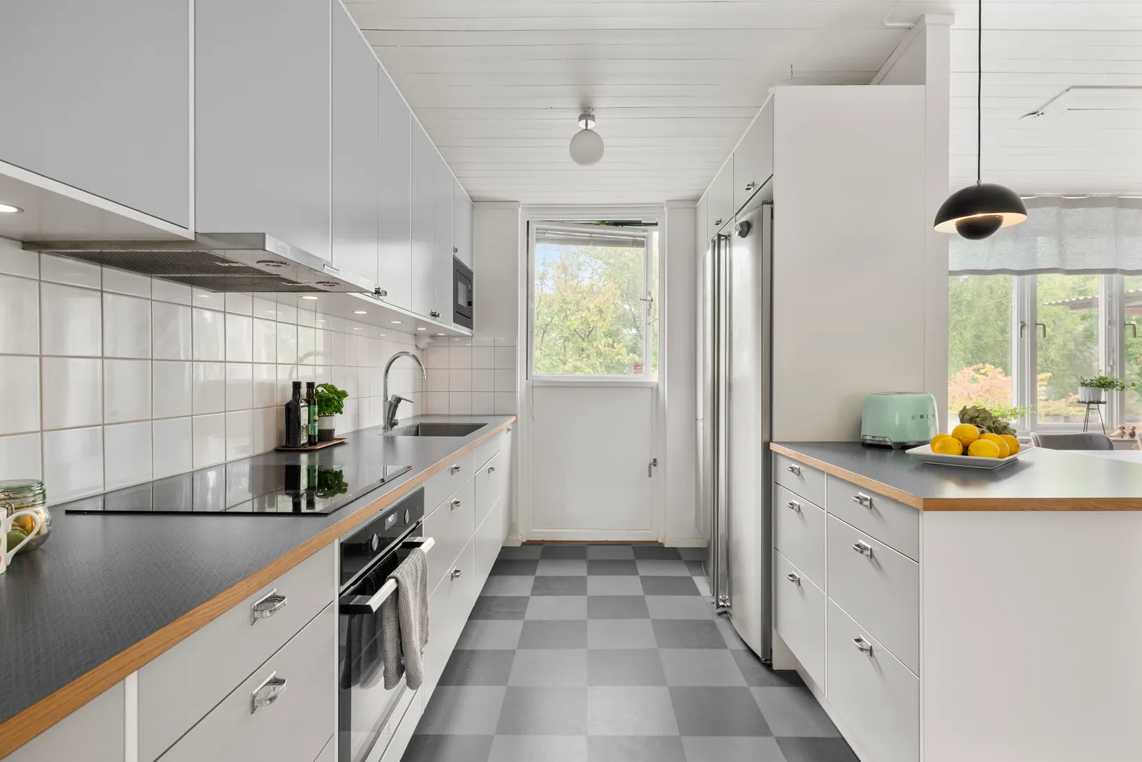 Radhus, Bollnäsbacken 40, Vällingbyhöjden, Stockholm