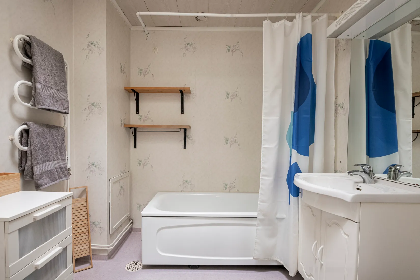 Radhus, Spikverksgatan 16, Bäckby, Västerås