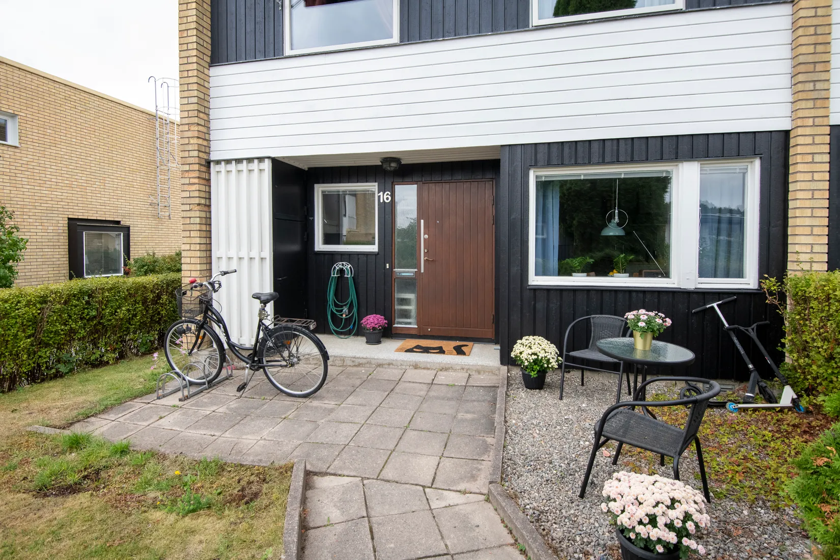 Radhus, Spikverksgatan 16, Bäckby, Västerås