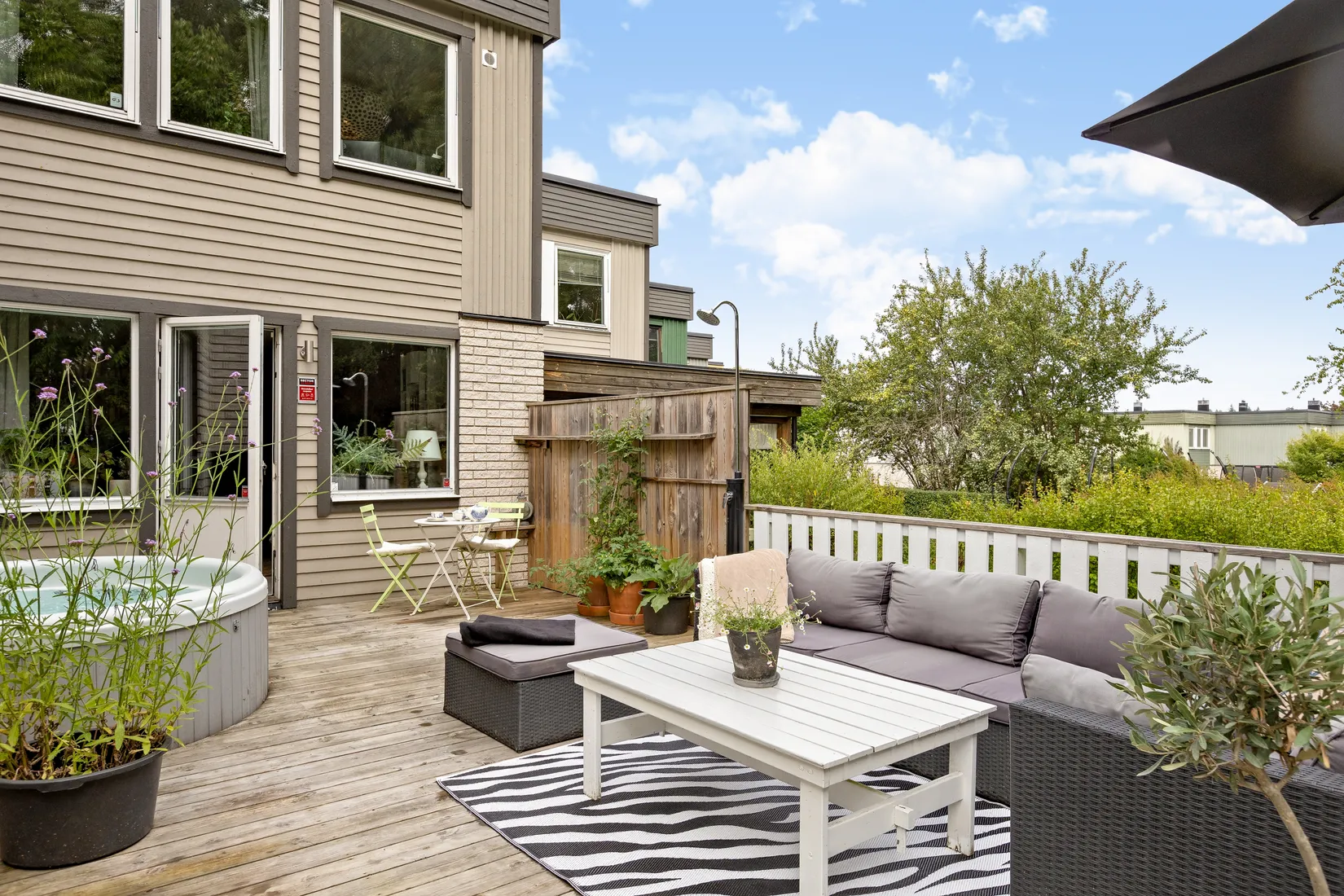 Radhus, Senapsvägen 44, Väsby, Ekerö