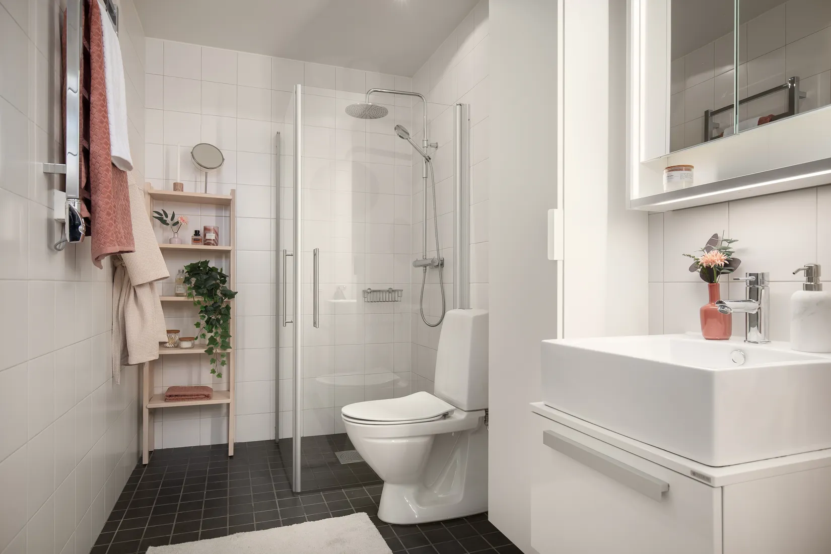 Radhus, Buxbomsvägen 43, Älta, Nacka