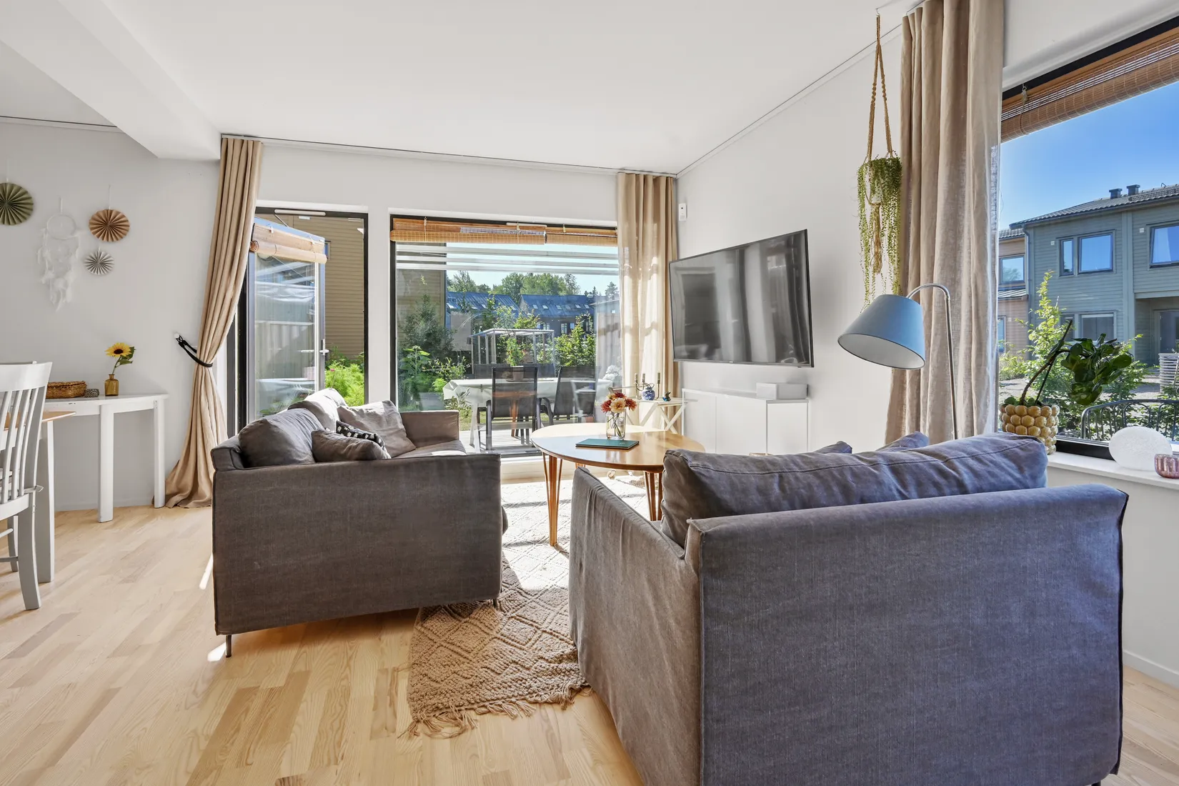 Radhus, Åkerhielms väg 60, Margretelund, Österåker