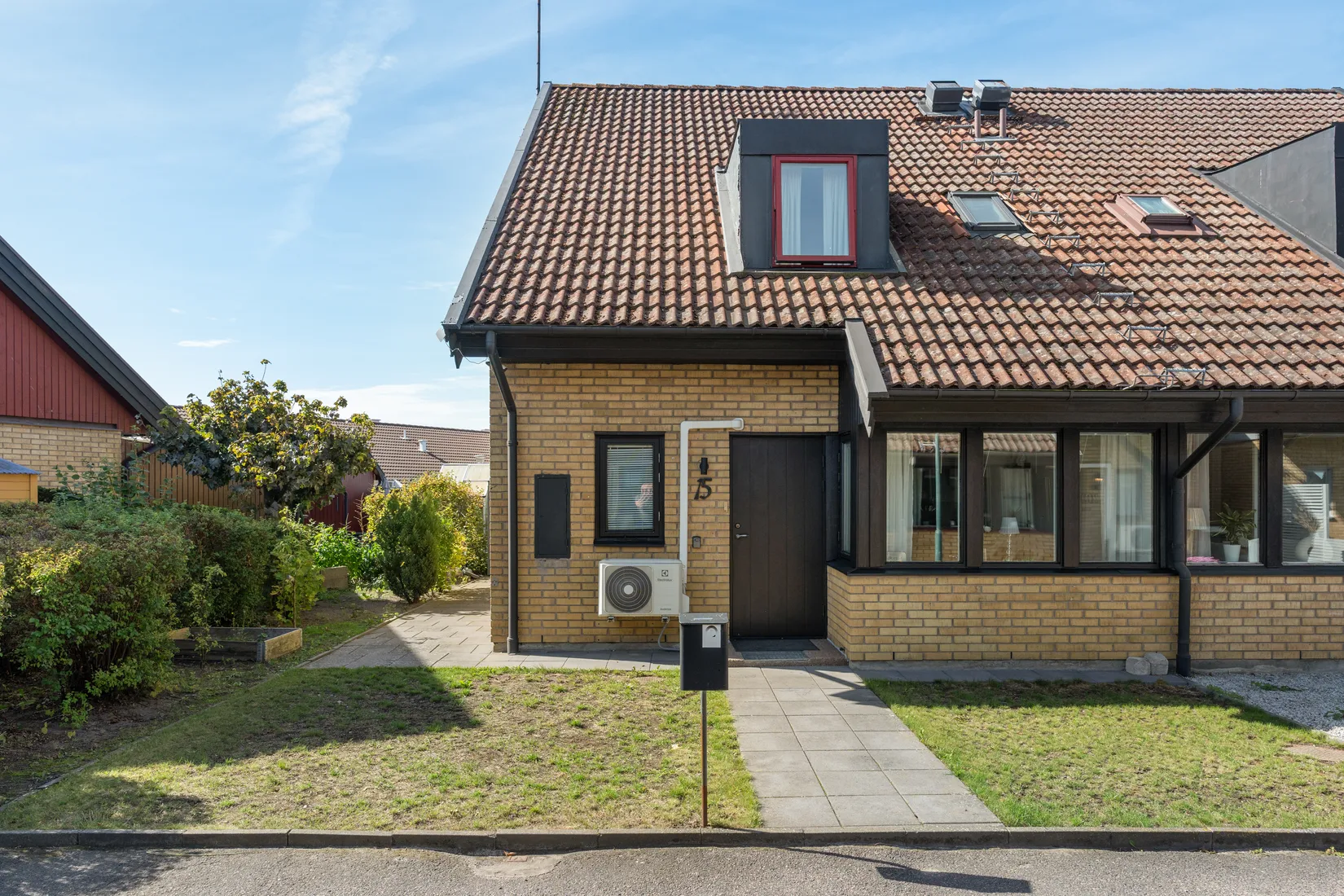 Radhus, Slussgårdens mittgränd 15, Väster, Trelleborg