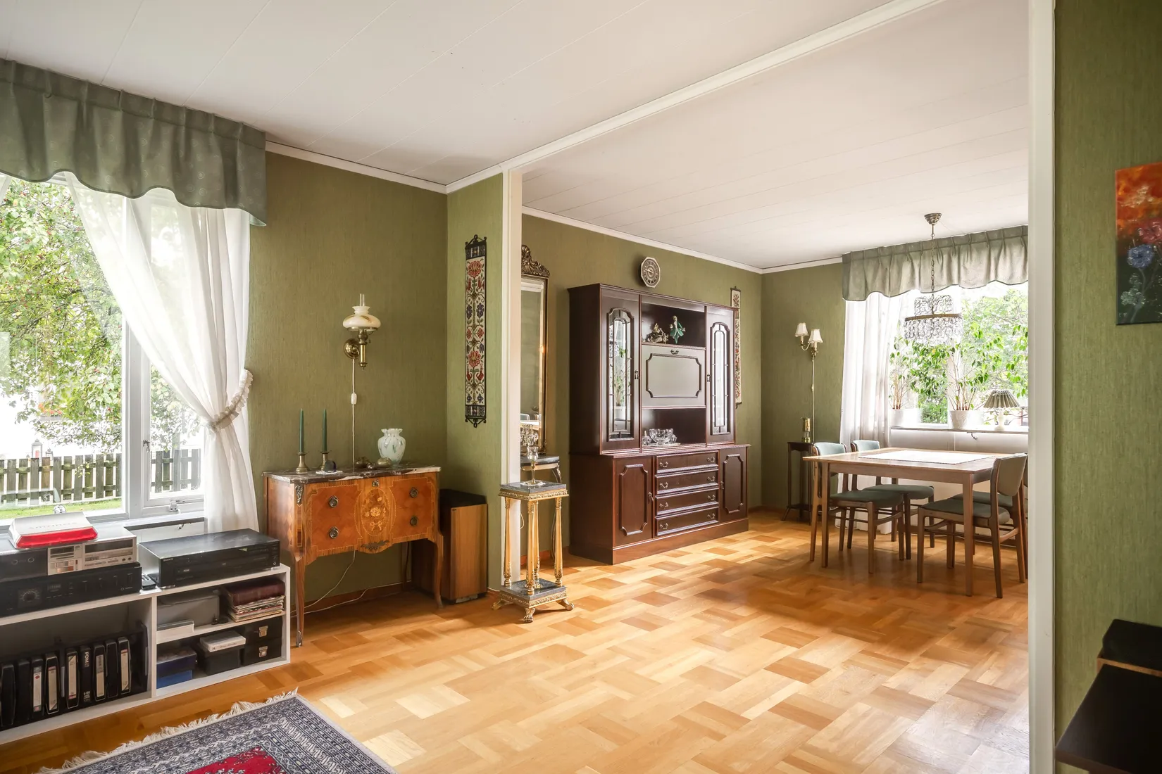 Villa, Parkvägen 15, Hemmesta, Värmdö