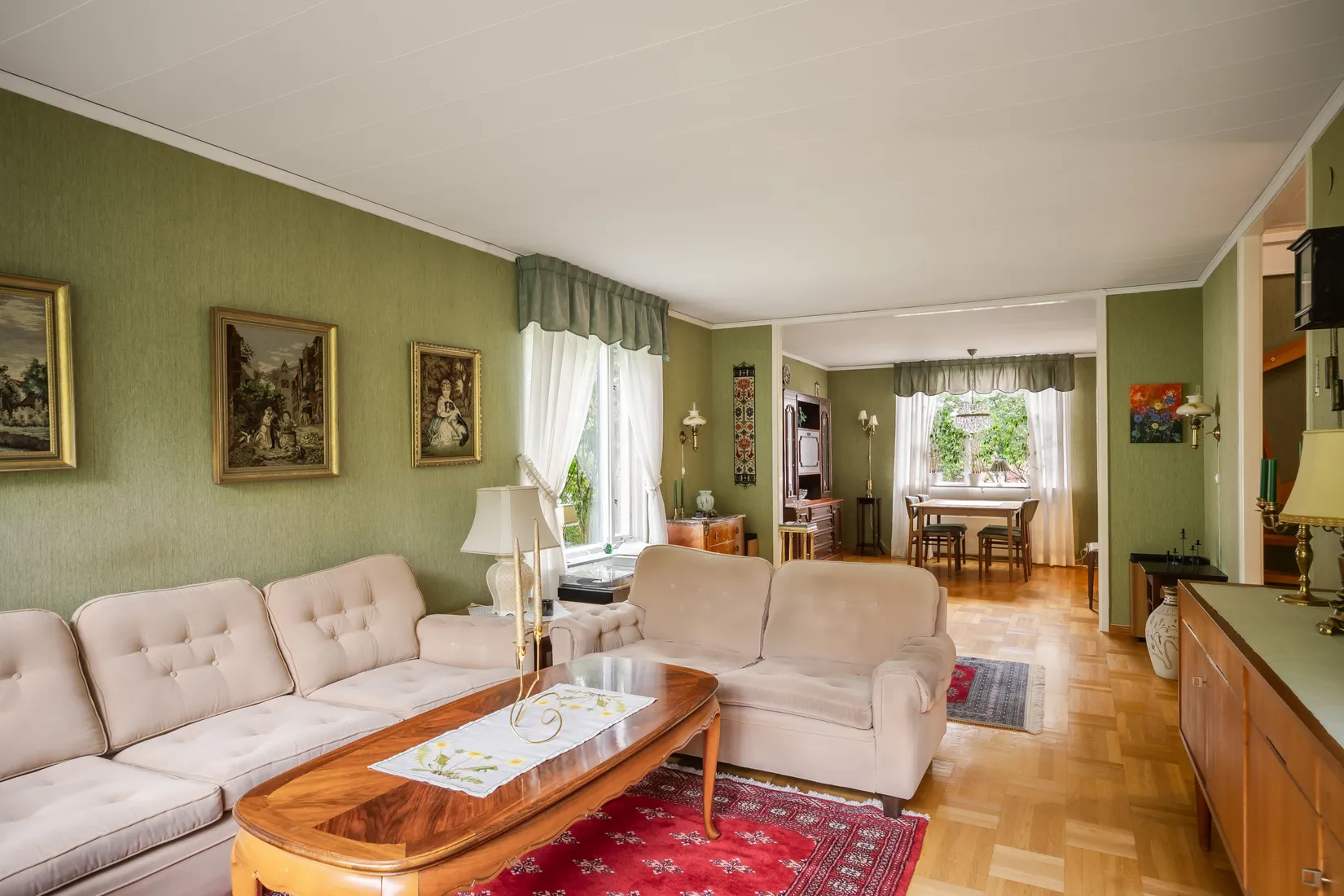 Villa, Parkvägen 15, Hemmesta, Värmdö