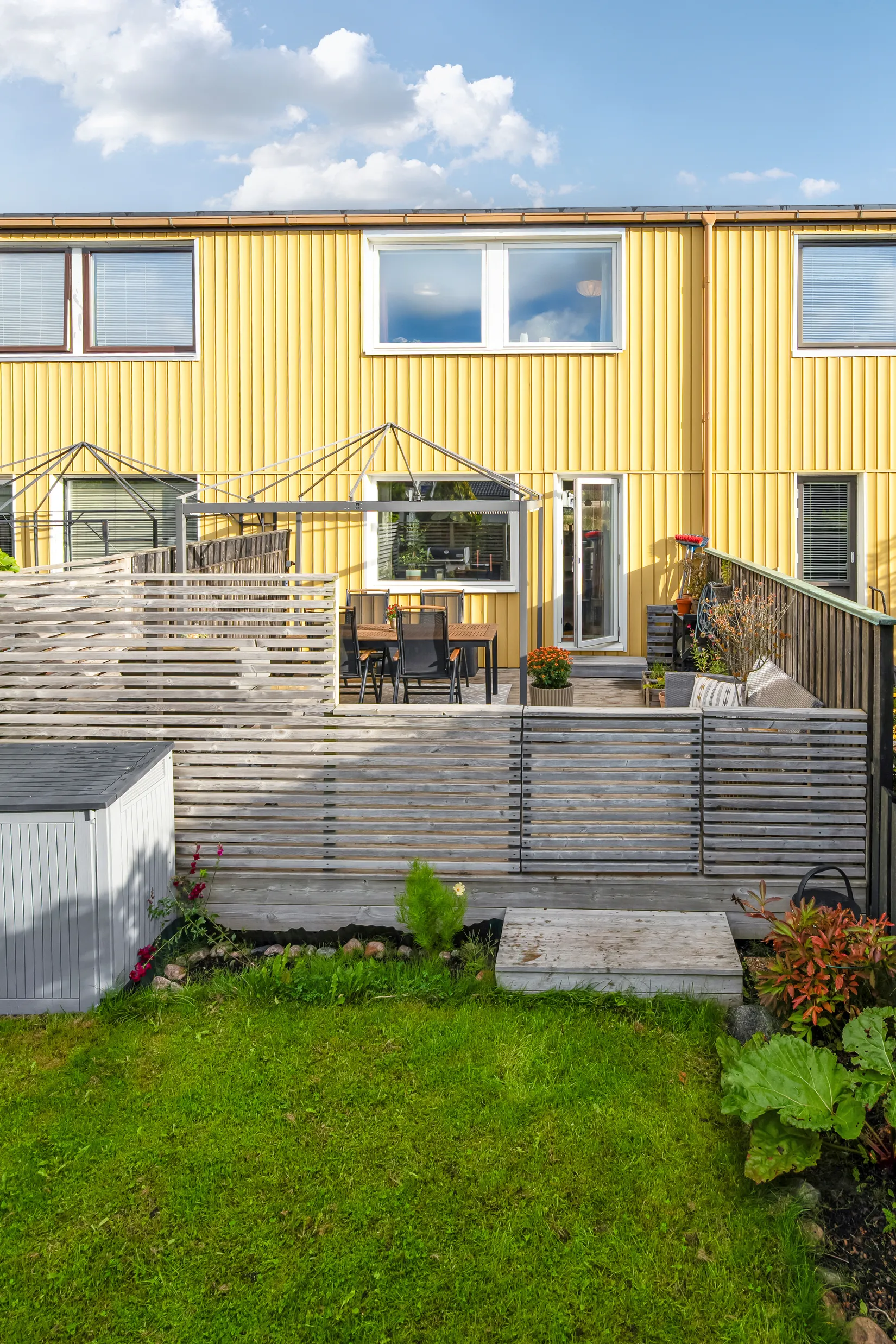 Radhus, Drakblommegatan 12, Centrala Hisingen, Göteborg