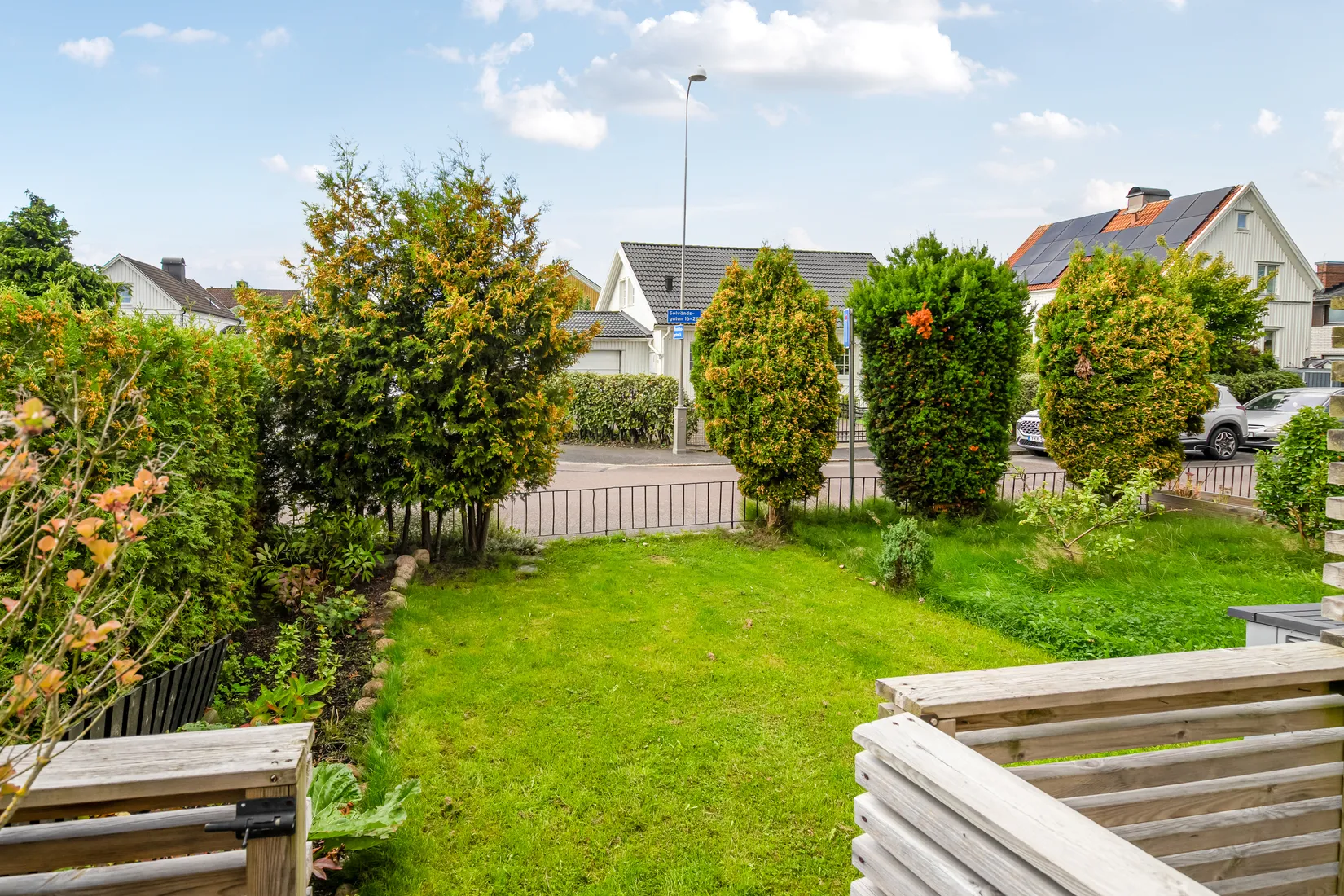 Radhus, Drakblommegatan 12, Centrala Hisingen, Göteborg