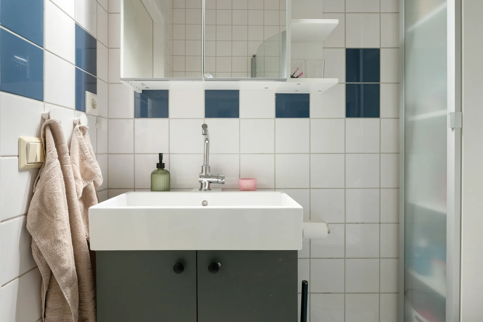 Radhus, Äppelblomsvägen 105, Torshäll, Värmdö