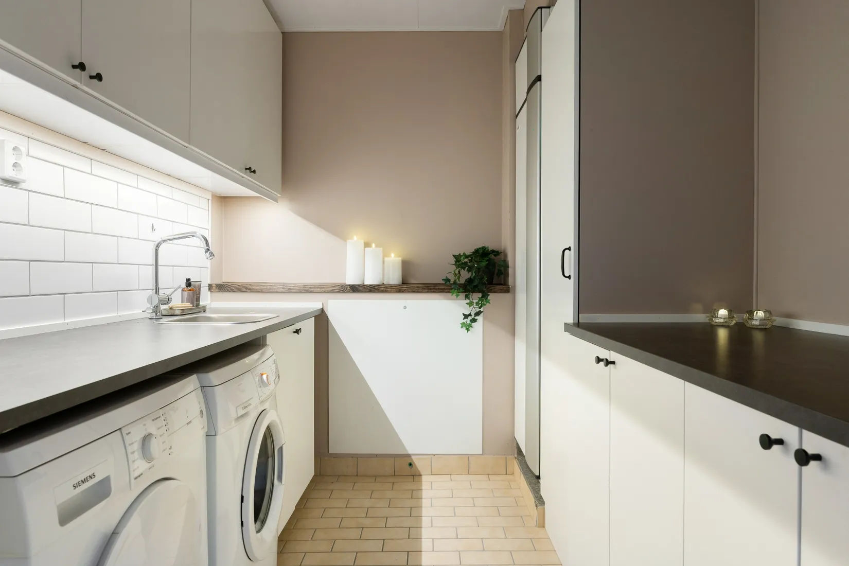 Radhus, Äppelblomsvägen 105, Torshäll, Värmdö