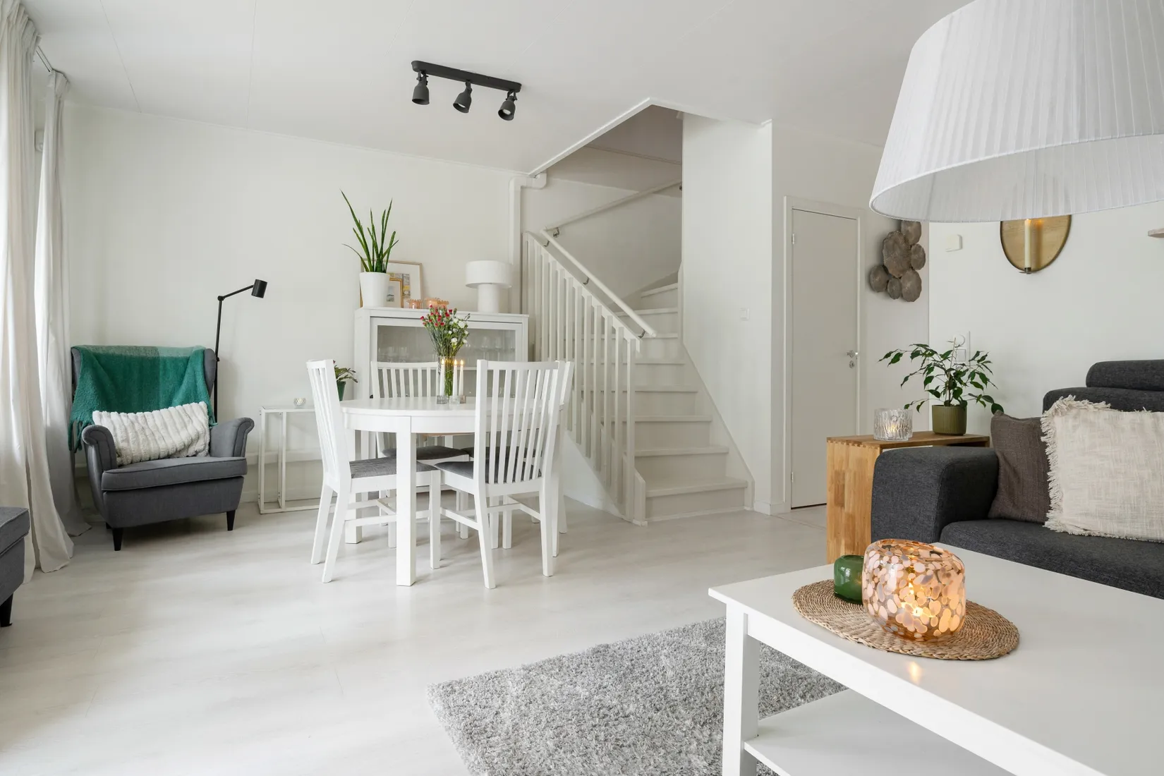 Radhus, Äppelblomsvägen 105, Torshäll, Värmdö