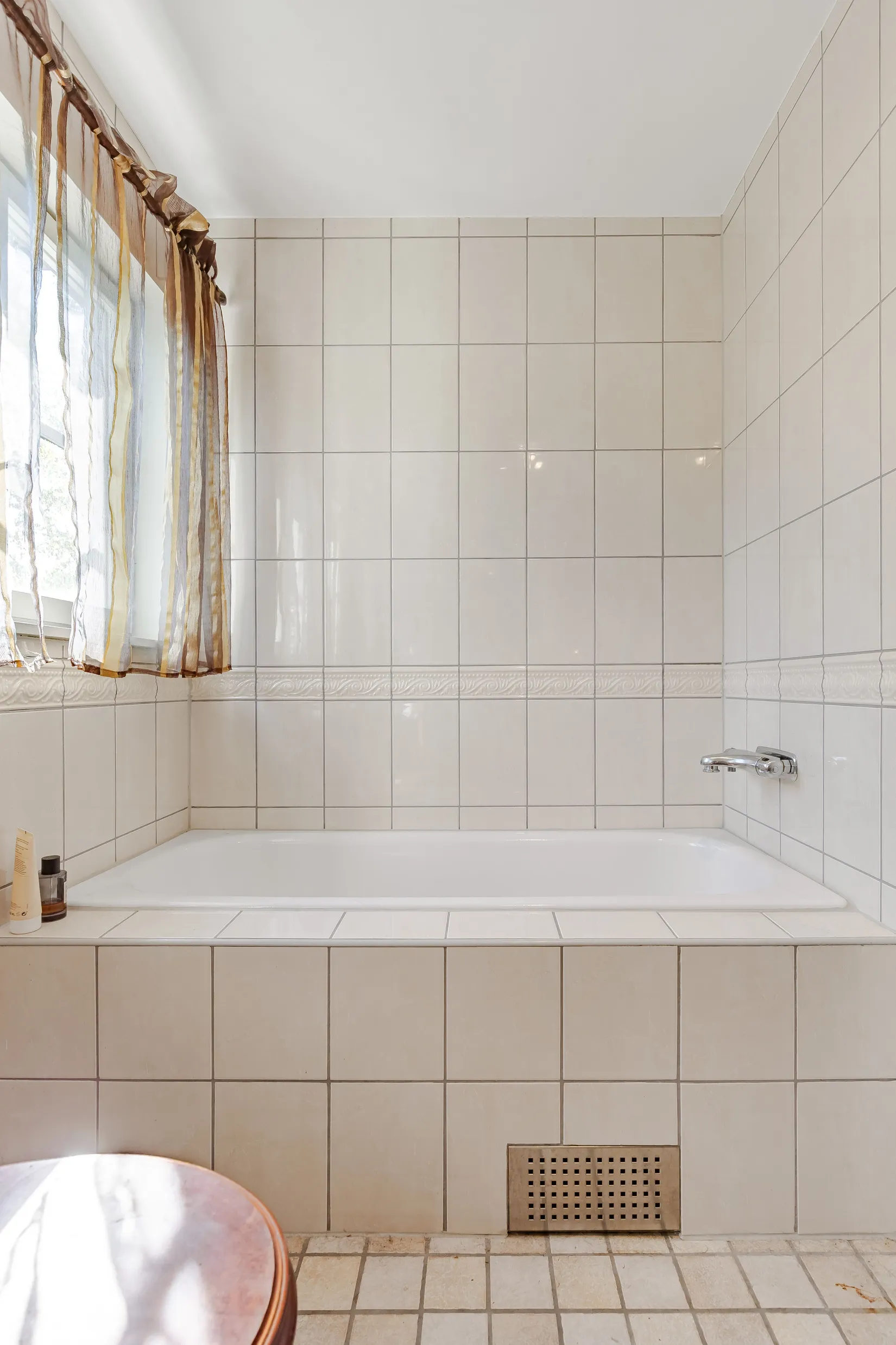 Villa, Sturegatan 2B, Centralt/Domkyrkan, Strängnäs