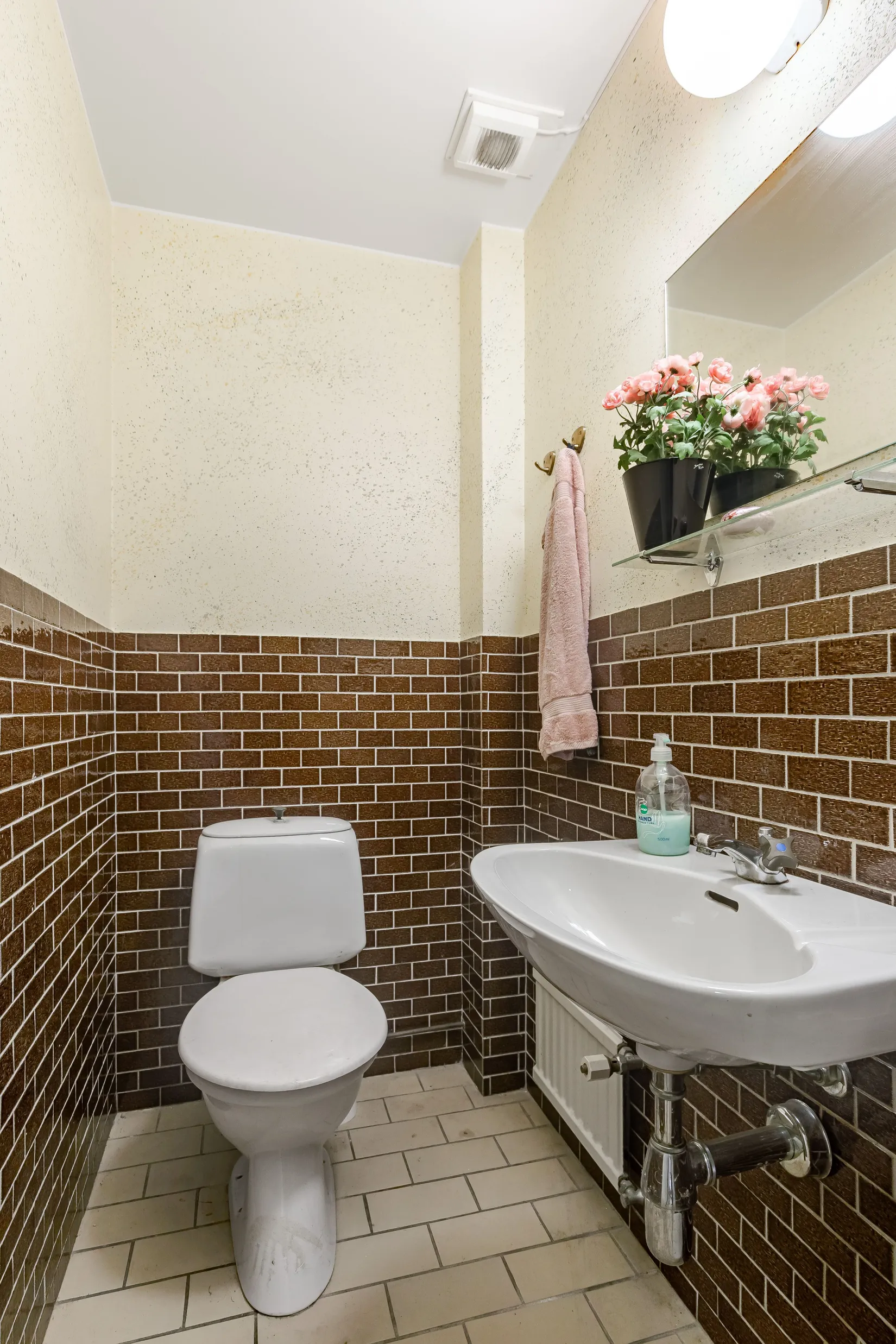Villa, Sturegatan 2B, Centralt/Domkyrkan, Strängnäs