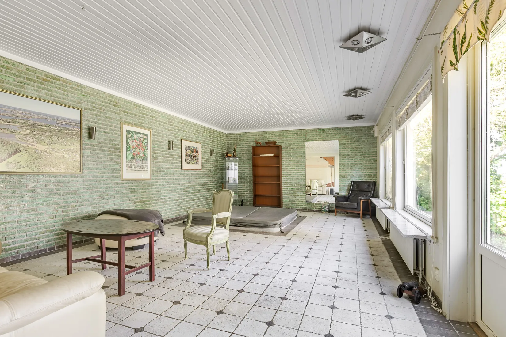 Villa, Sturegatan 2B, Centralt/Domkyrkan, Strängnäs