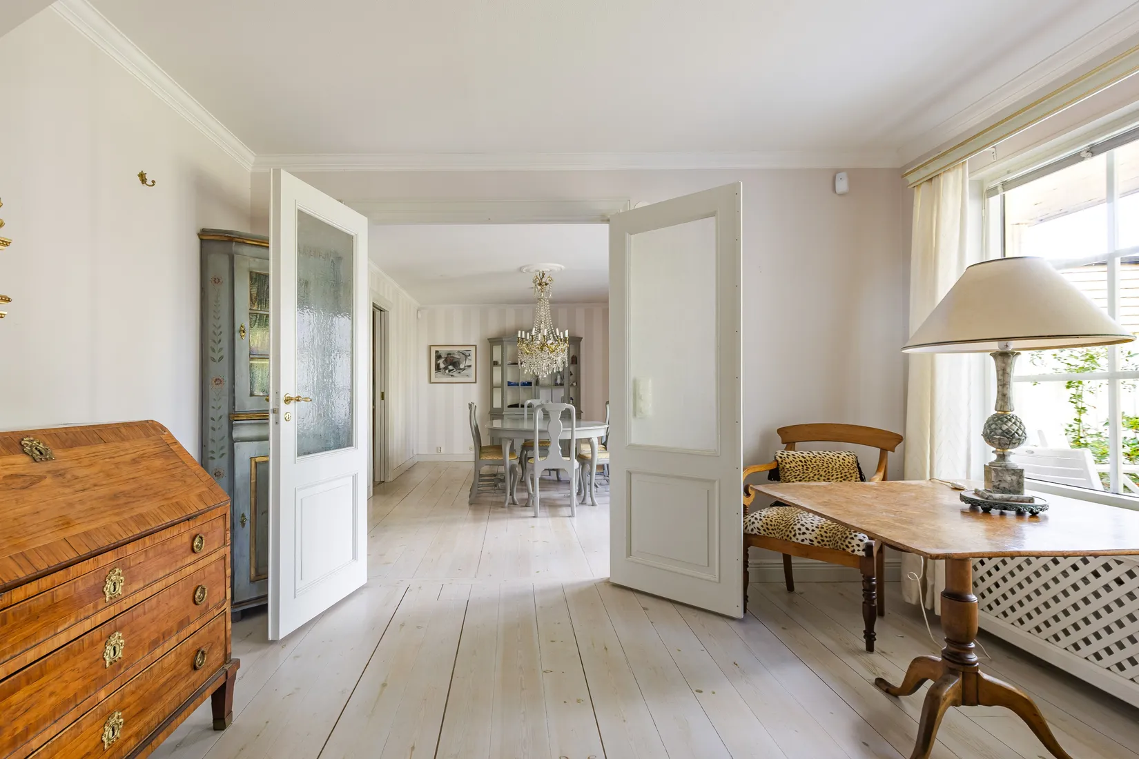Villa, Sturegatan 2B, Centralt/Domkyrkan, Strängnäs