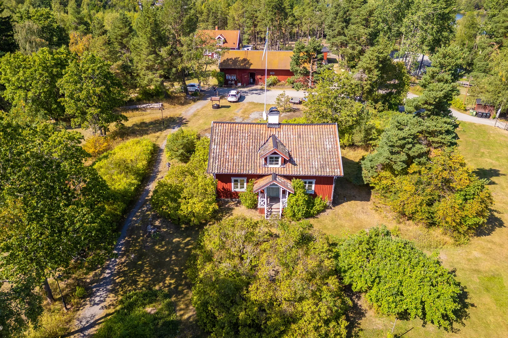 Gård/Skog, Rotviksvägen 5 (Rotviks Gård), Öringe, Tyresö