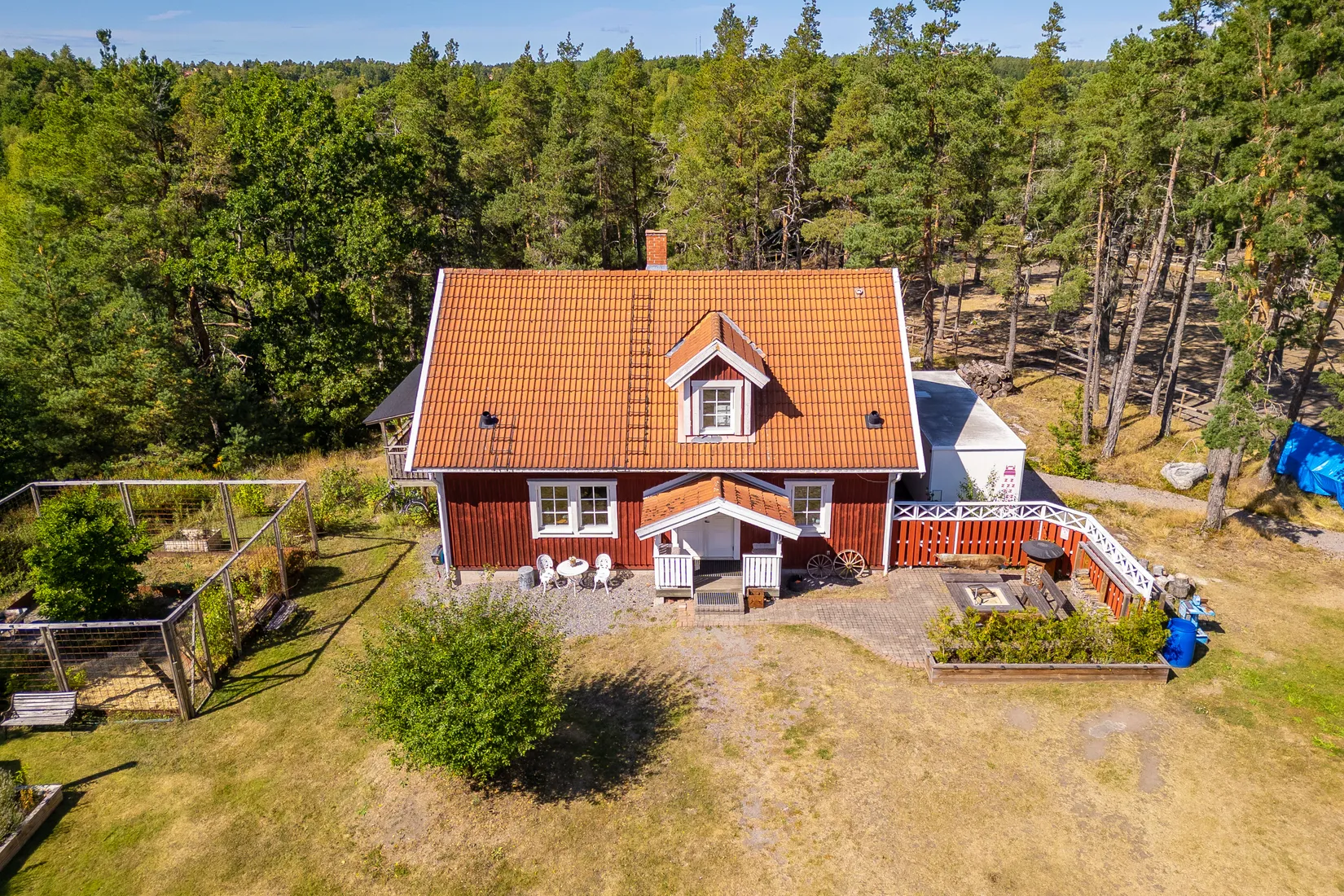 Gård/Skog, Rotviksvägen 5 (Rotviks Gård), Öringe, Tyresö