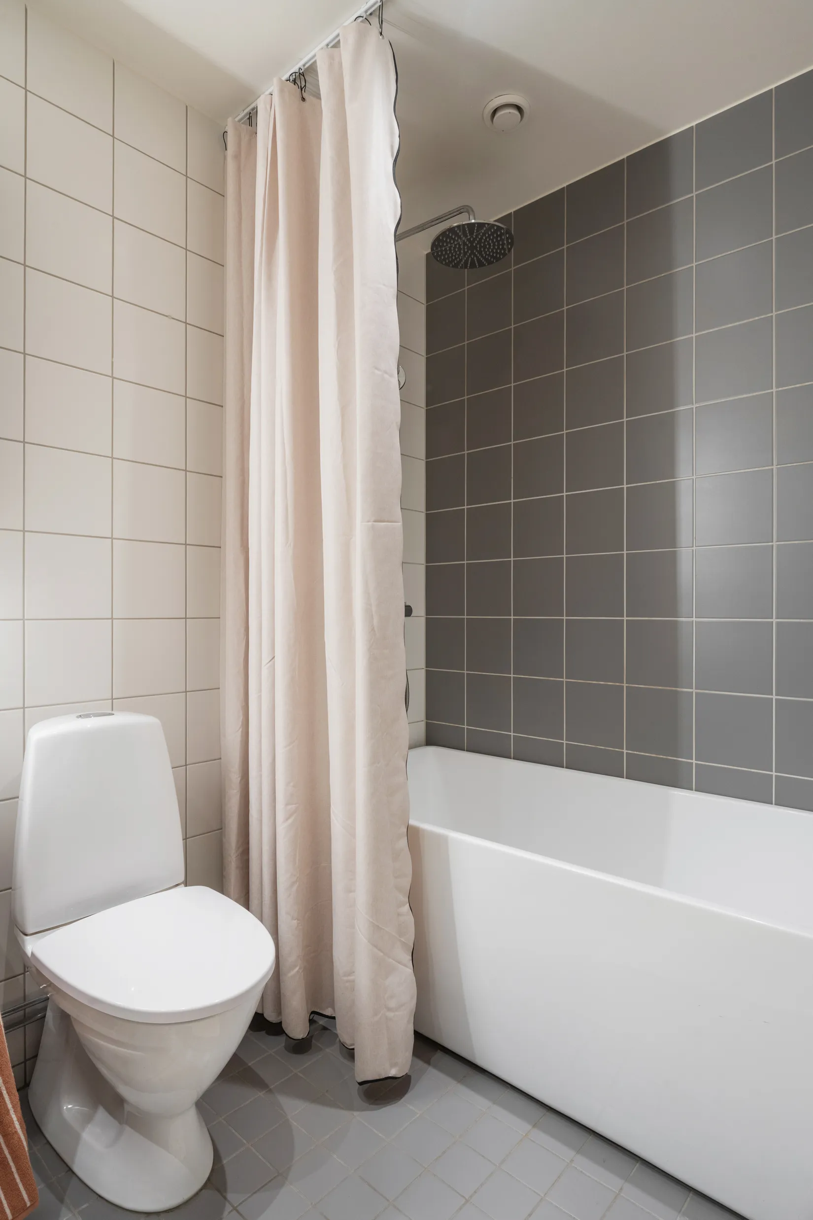 Bostadsrätt, Radiusbacken 23, Midsommarkransen, Stockholm