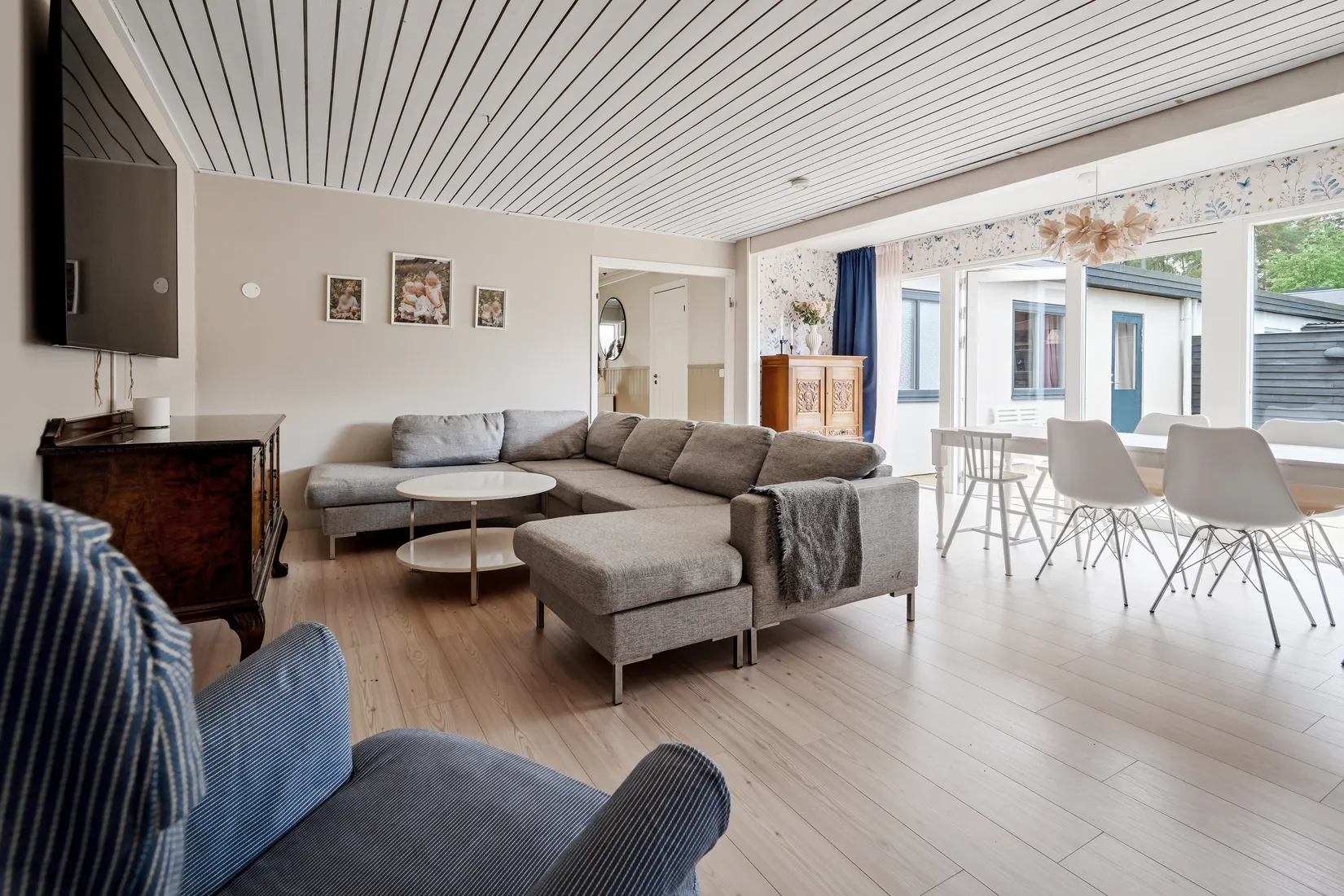 Radhus, Vängevägen 23, Skälby, Upplands Väsby